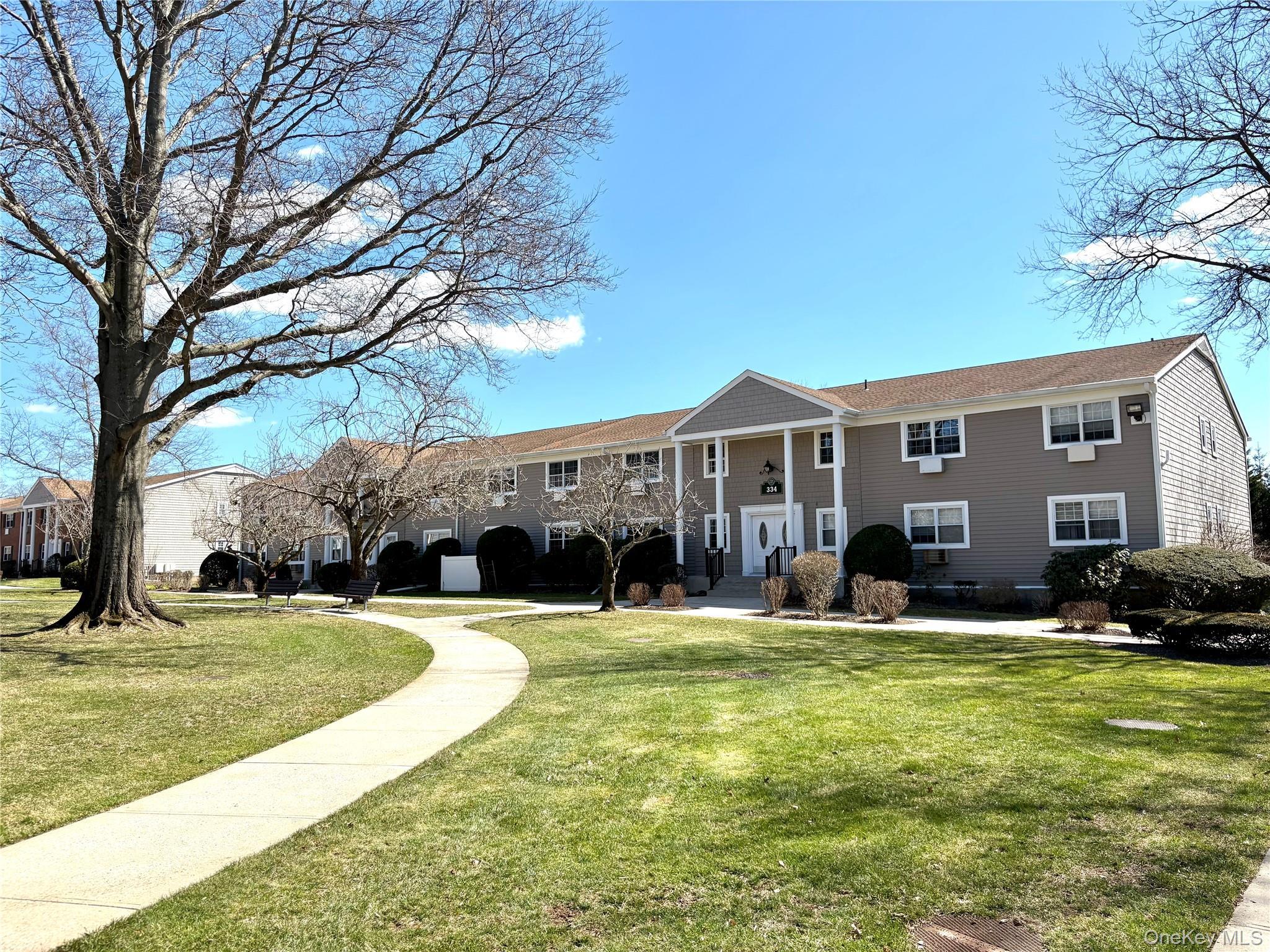 Coop Lakeland  Suffolk County, NY 11782, MLS-977832-14