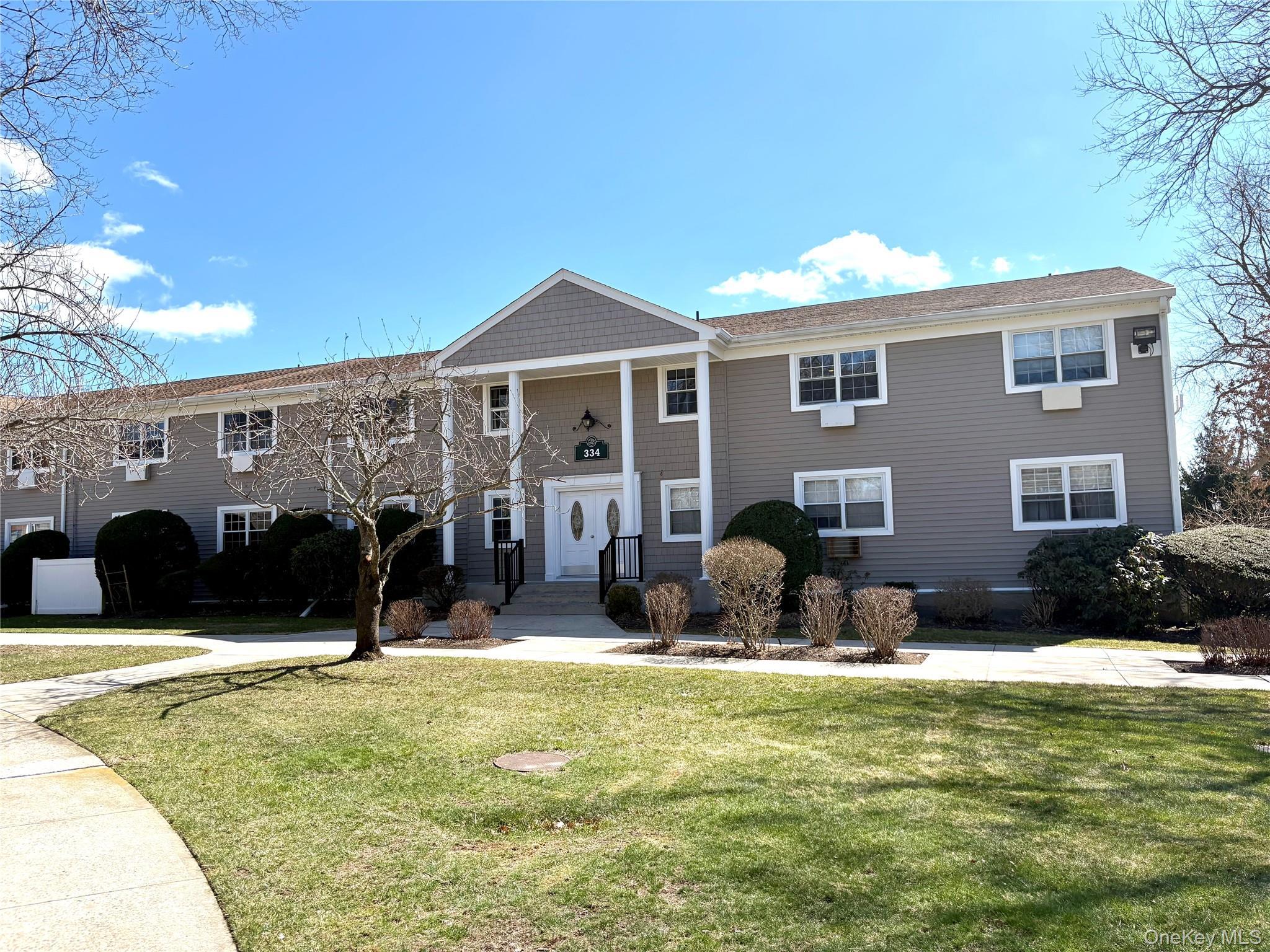 Coop Lakeland  Suffolk County, NY 11782, MLS-977832-16