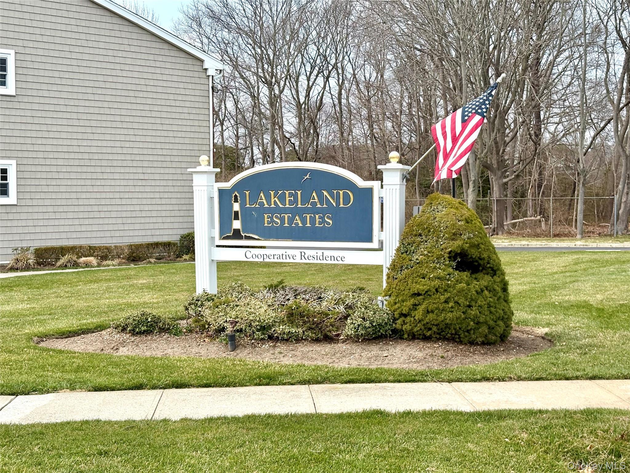 Coop Lakeland  Suffolk County, NY 11782, MLS-977832-23