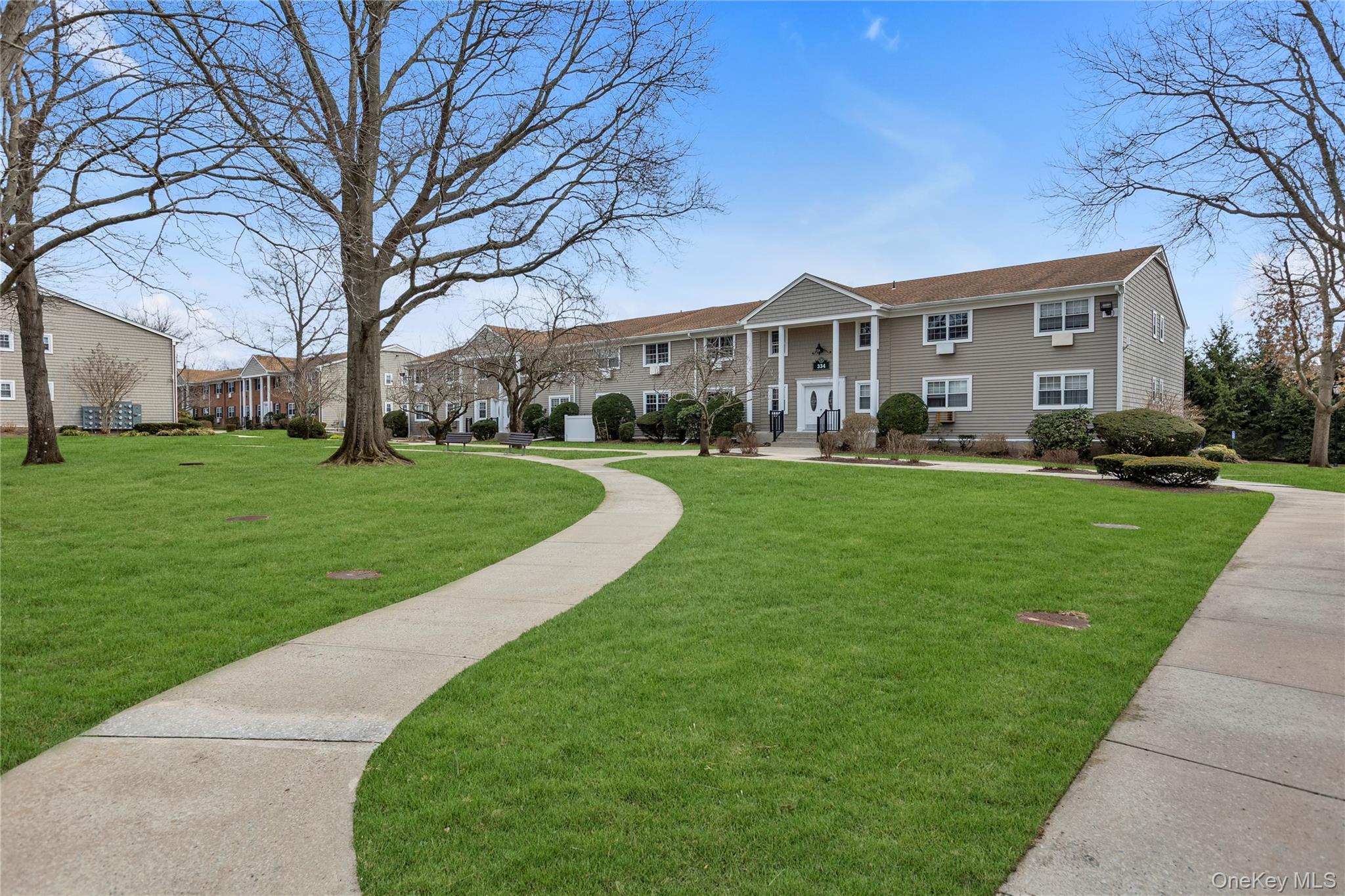 Coop Lakeland  Suffolk County, NY 11782, MLS-977832-25