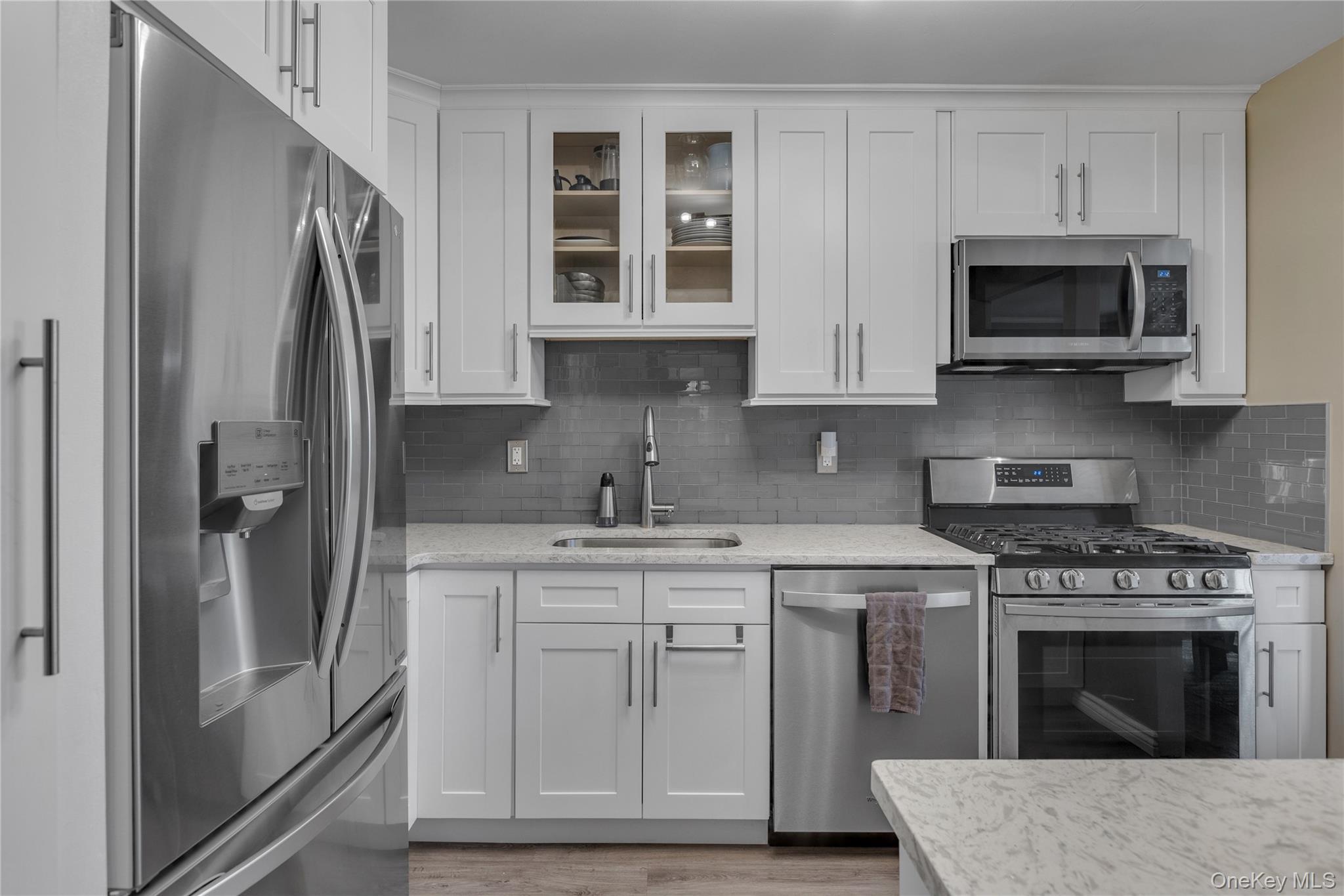 Coop Lakeland  Suffolk County, NY 11782, MLS-977832-7