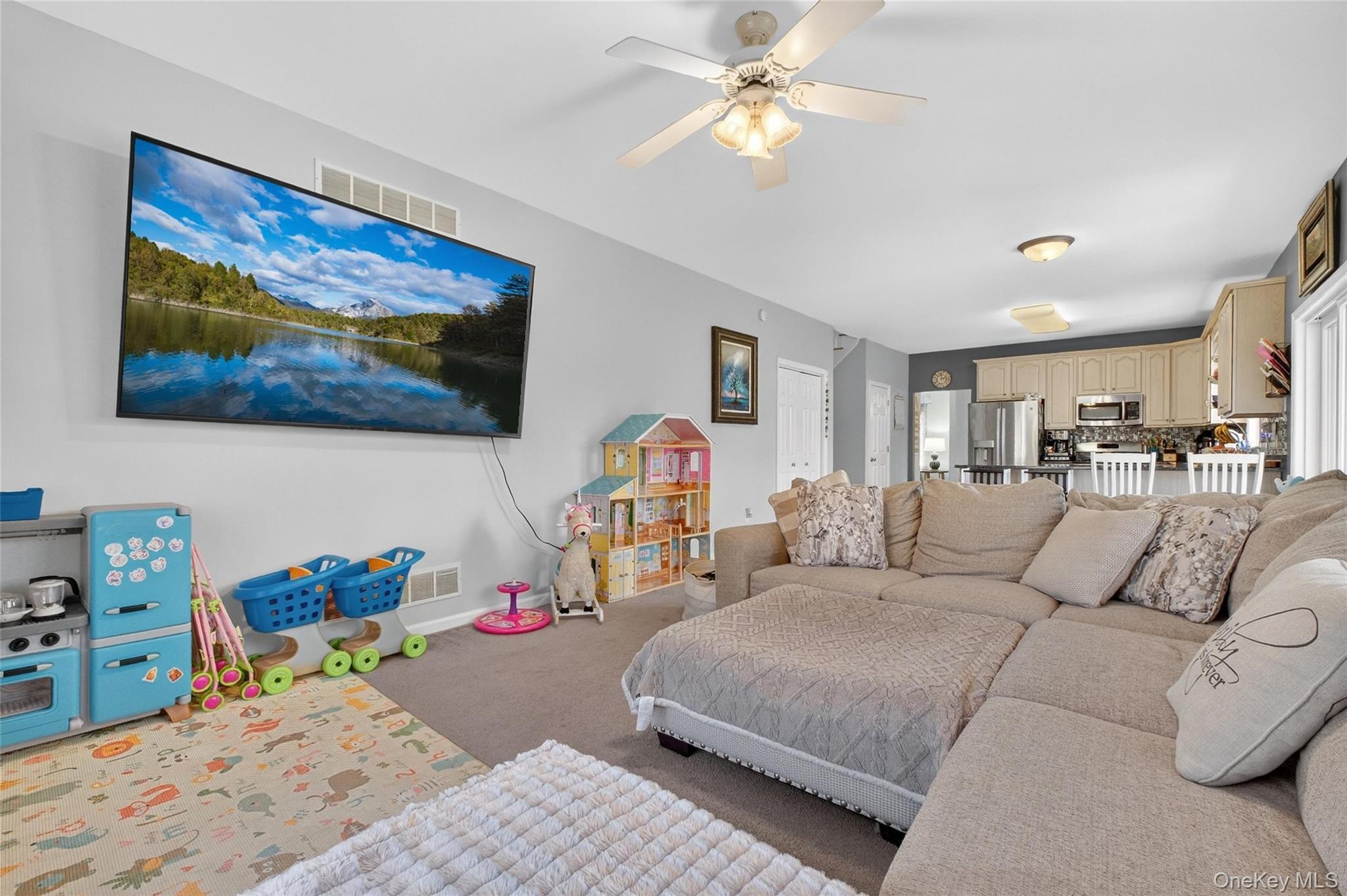 Single Family Coachlight  Dutchess County, NY 12603, MLS-977842-15