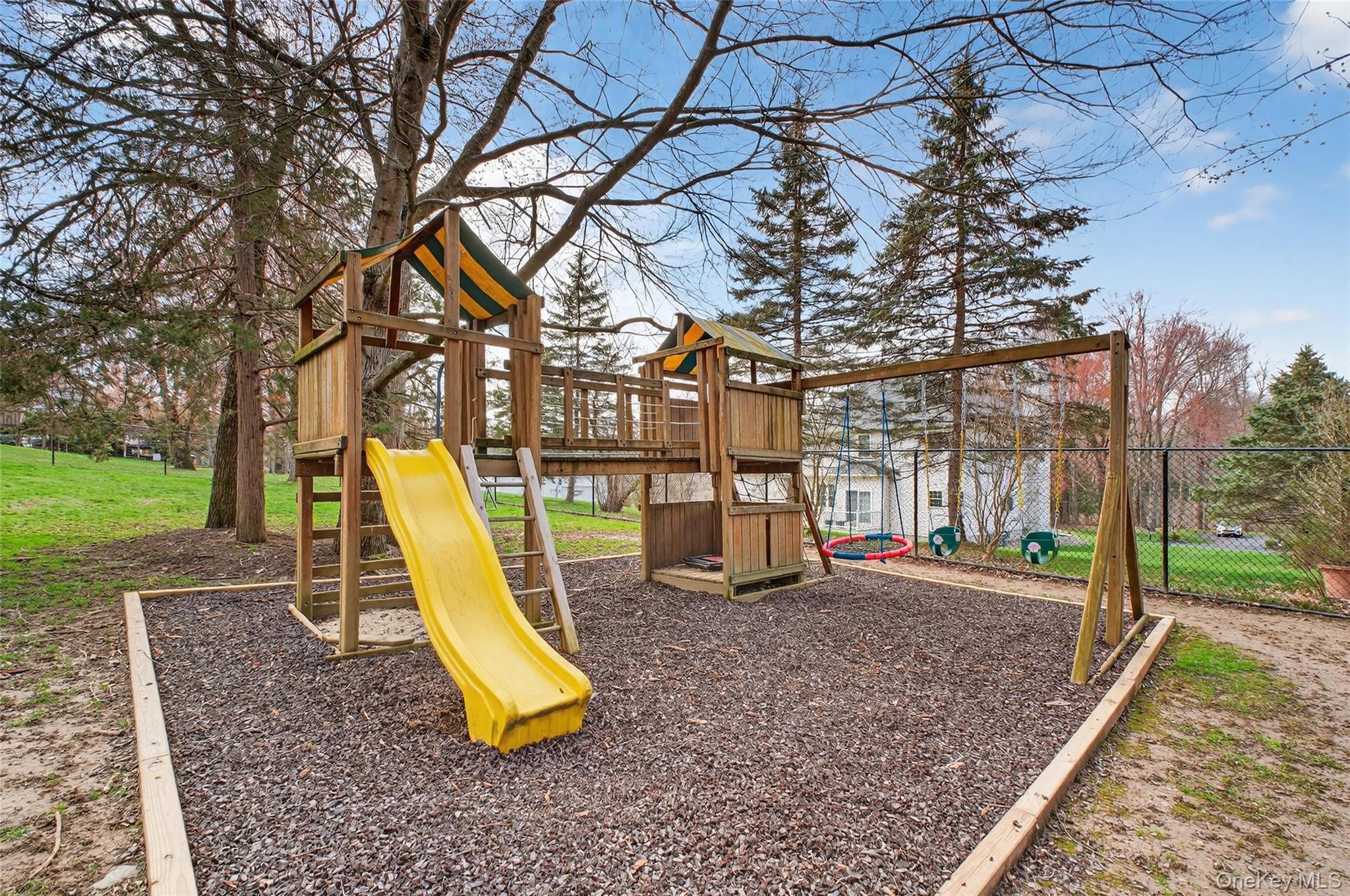 Single Family Coachlight  Dutchess County, NY 12603, MLS-977842-46