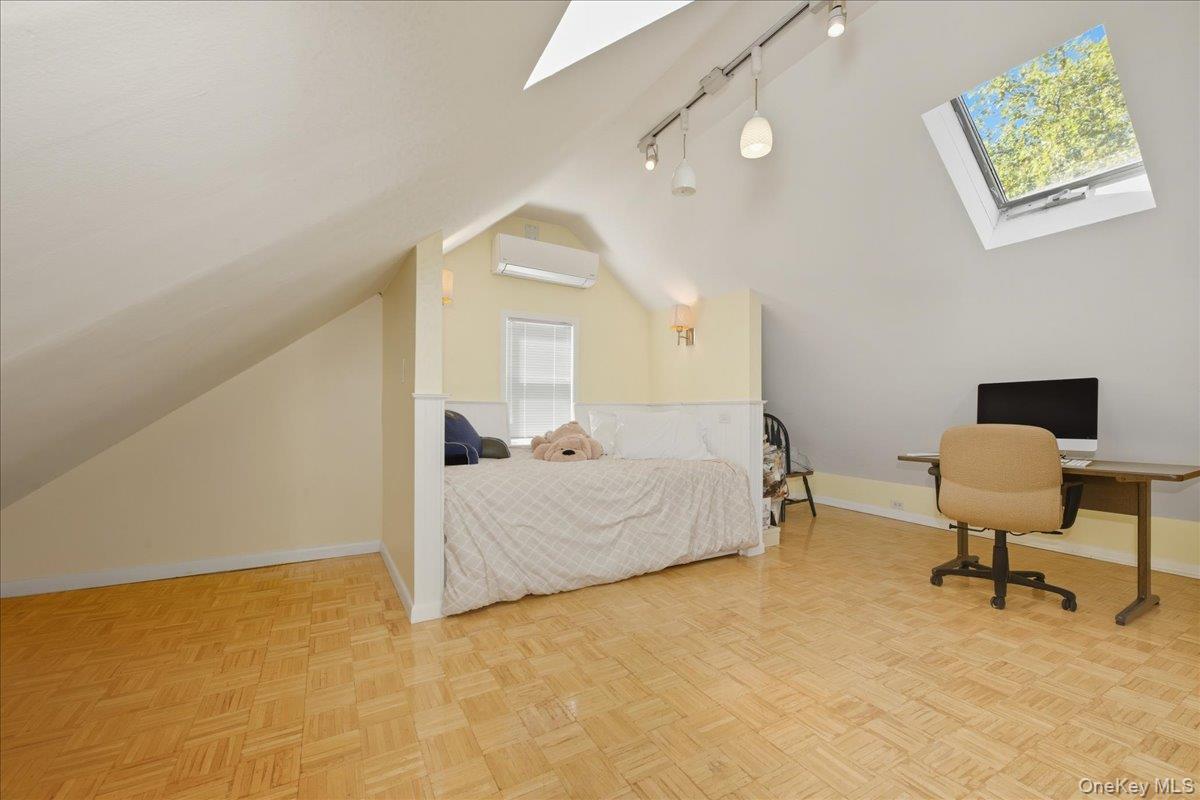 Single Family 249th Street Queens, NY 11426, MLS-977855-20