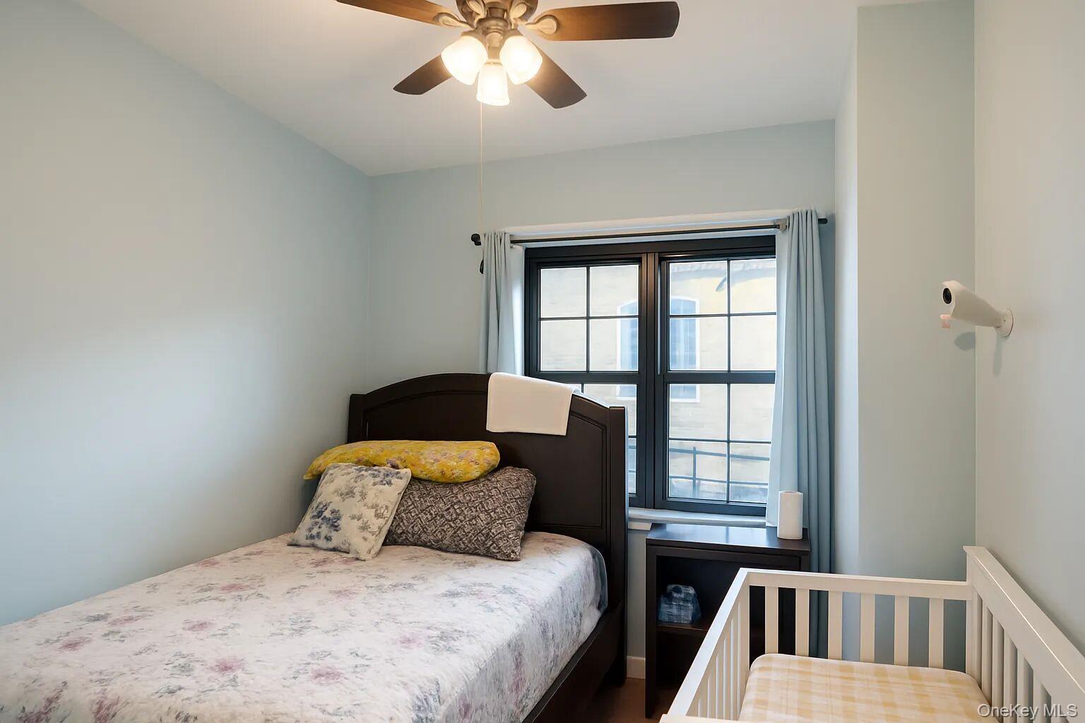 Single Family Herschell  Bronx, NY 10461, MLS-977858-3