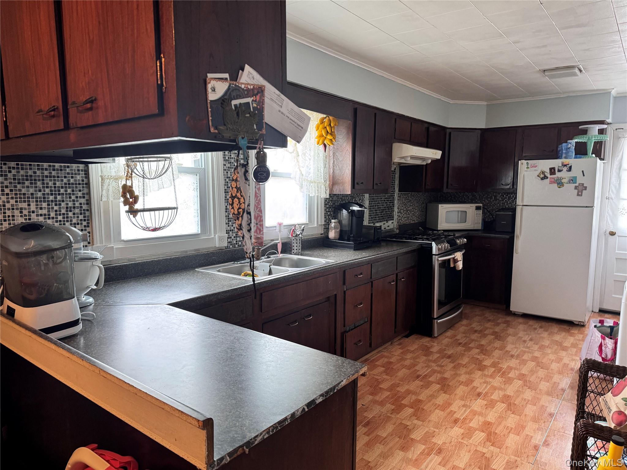 Single Family Dupont  Orange County, NY 12550, MLS-977875-7