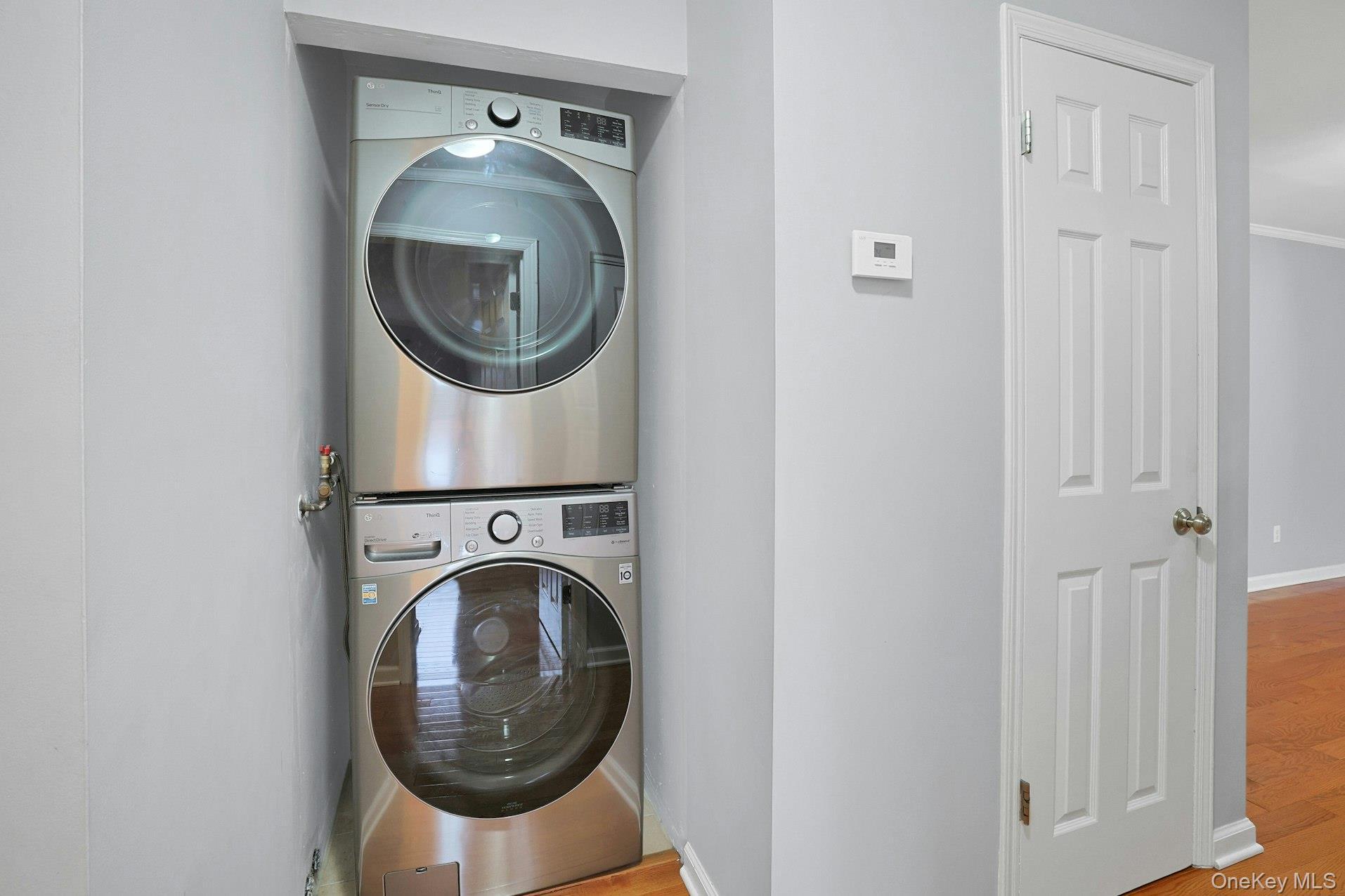 Condo Central Park Westchester County, NY 10583, MLS-977878-17