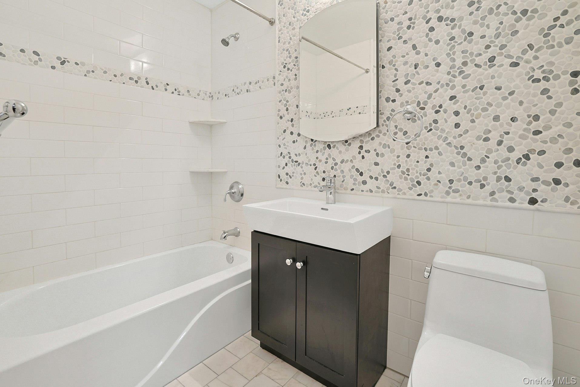 Condo Central Park Westchester County, NY 10583, MLS-977878-18