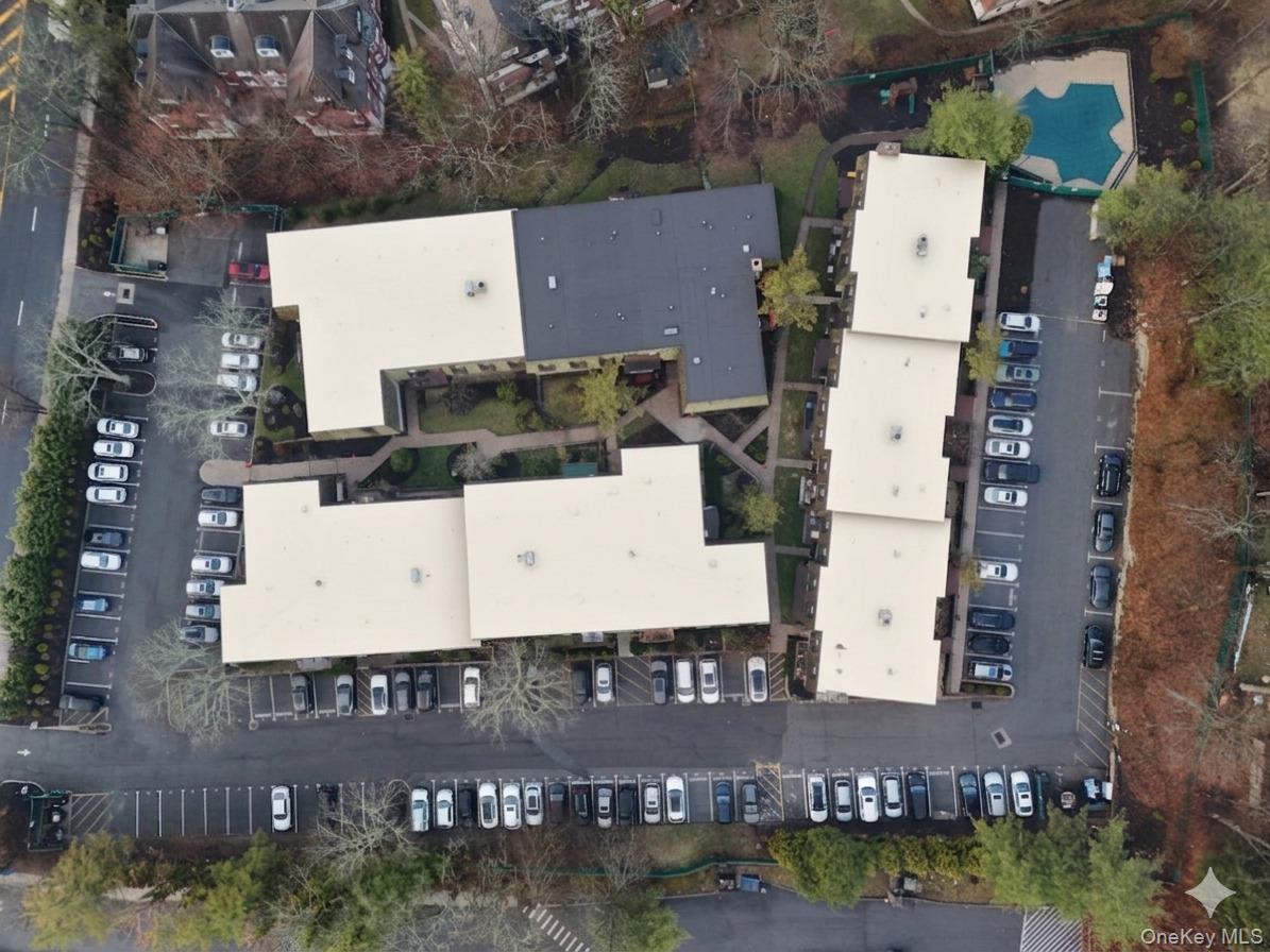 Condo Central Park Westchester County, NY 10583, MLS-977878-27