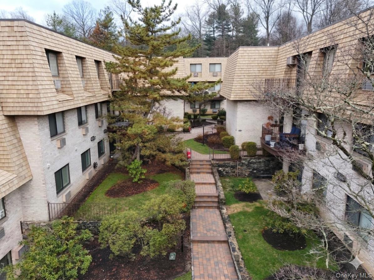 Condo Central Park Westchester County, NY 10583, MLS-977878-28