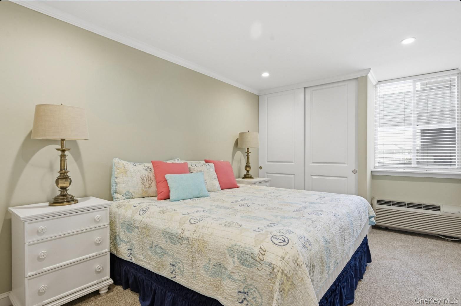 Condo Dune  Suffolk County, NY 11978, MLS-977896-9