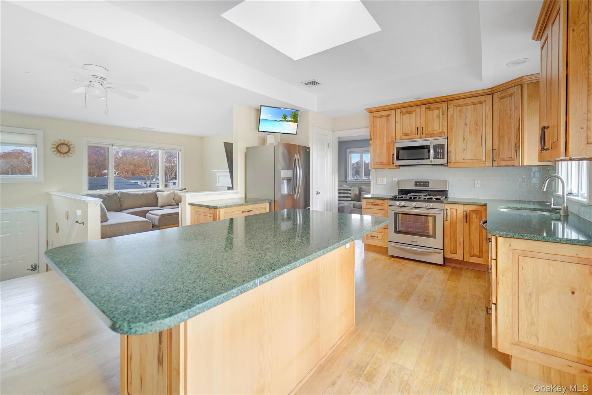 Single Family Marlin Road Suffolk County, NY 11942, MLS-977905-7