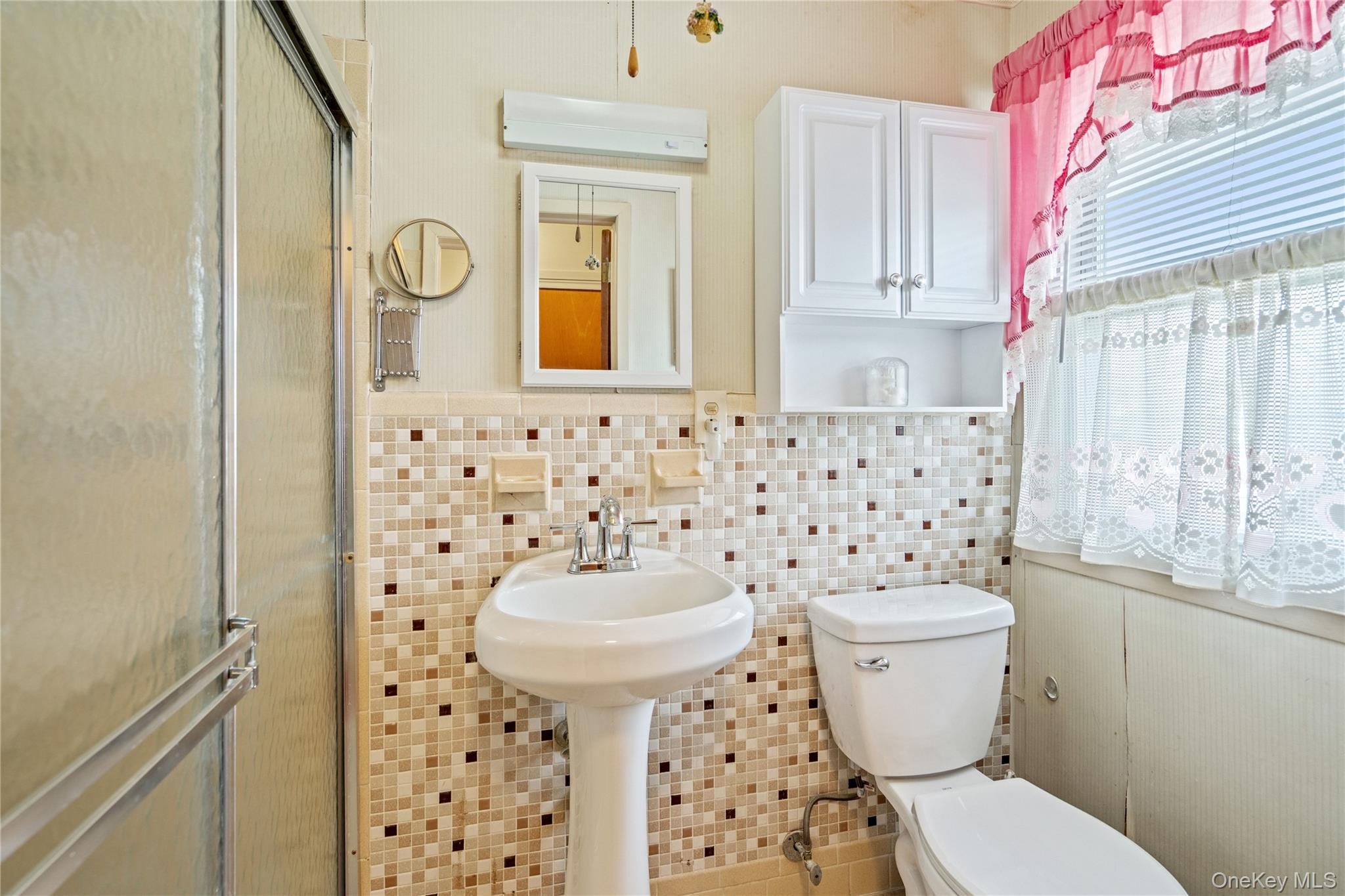 Single Family 18th  Suffolk County, NY 11729, MLS-977906-23