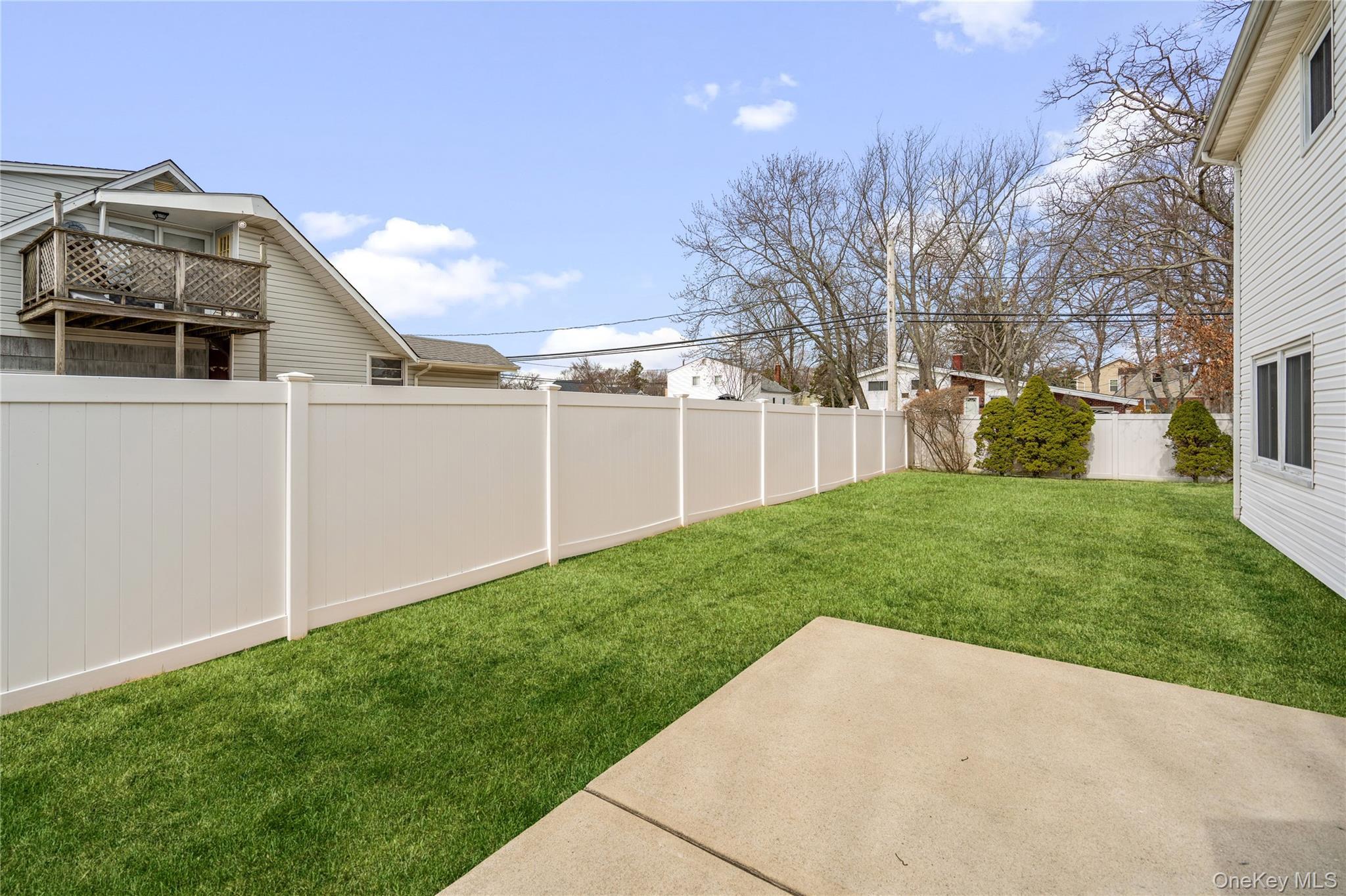 Single Family 18th  Suffolk County, NY 11729, MLS-977906-25