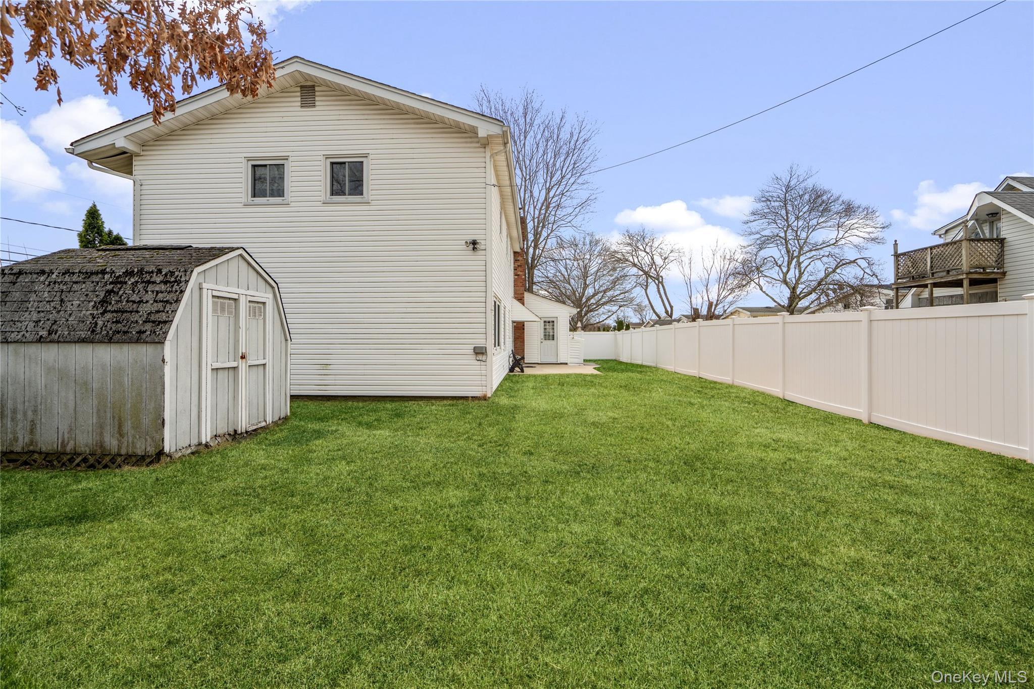 Single Family 18th  Suffolk County, NY 11729, MLS-977906-26