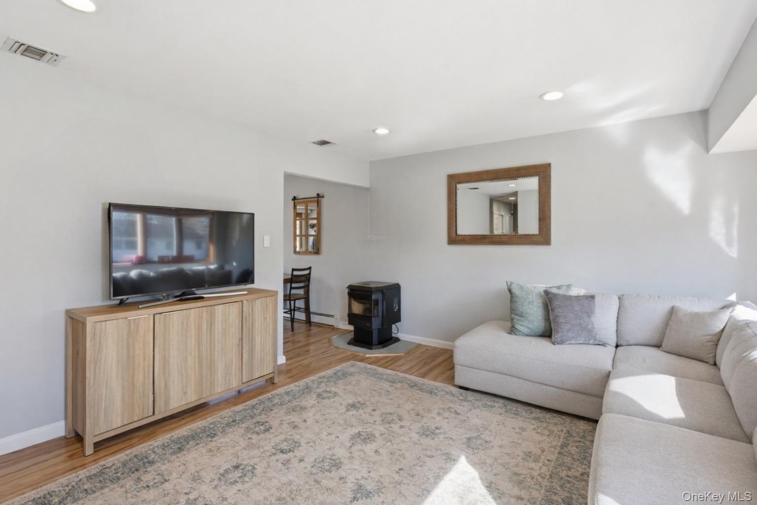 Single Family Fox  Suffolk County, NY 11786, MLS-977917-2