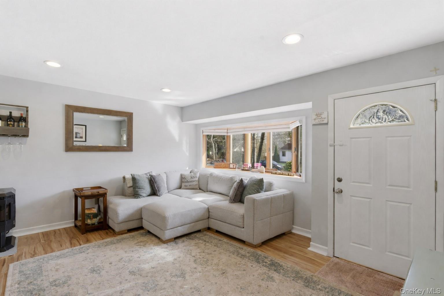 Single Family Fox  Suffolk County, NY 11786, MLS-977917-3