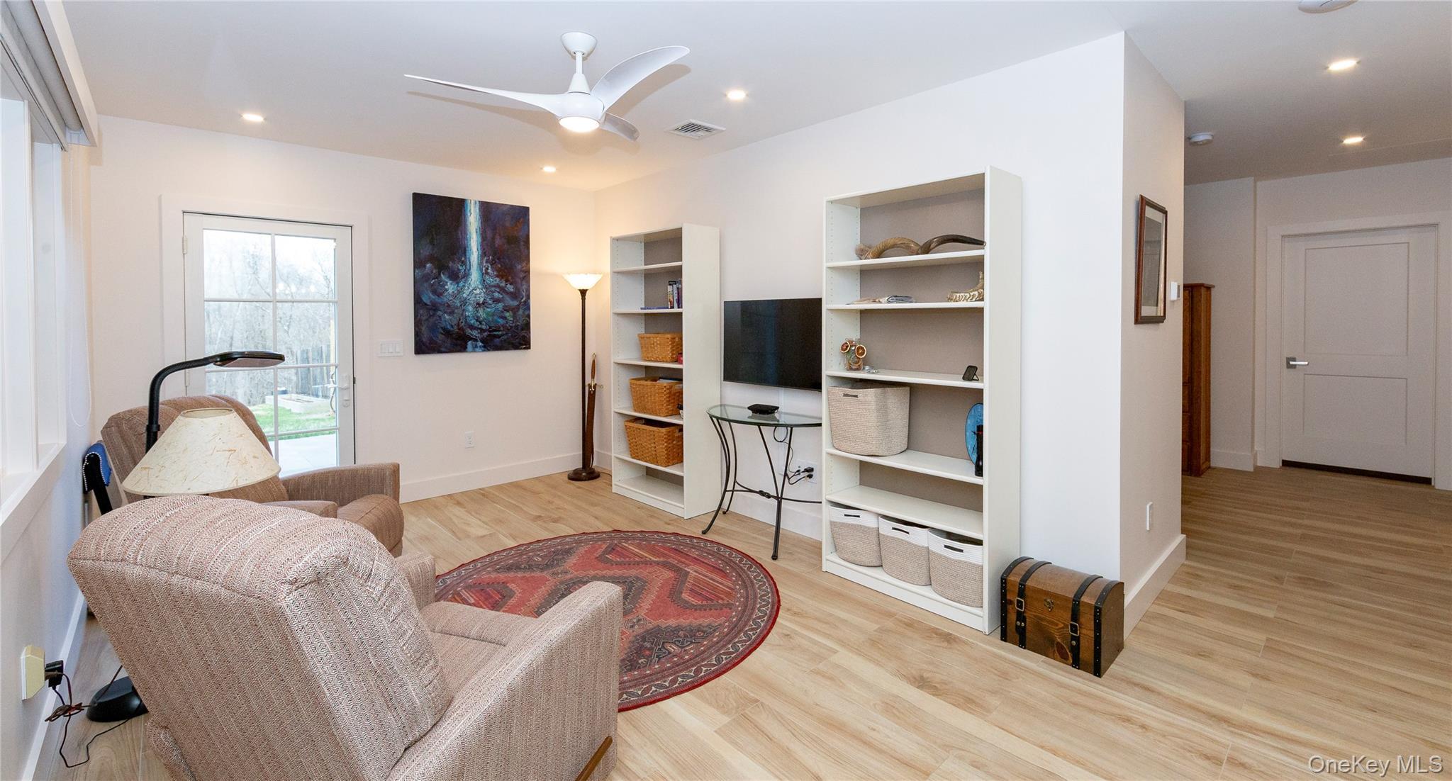 Single Family Upland Pastures  Out Of Area, NY 06784, MLS-977923-40