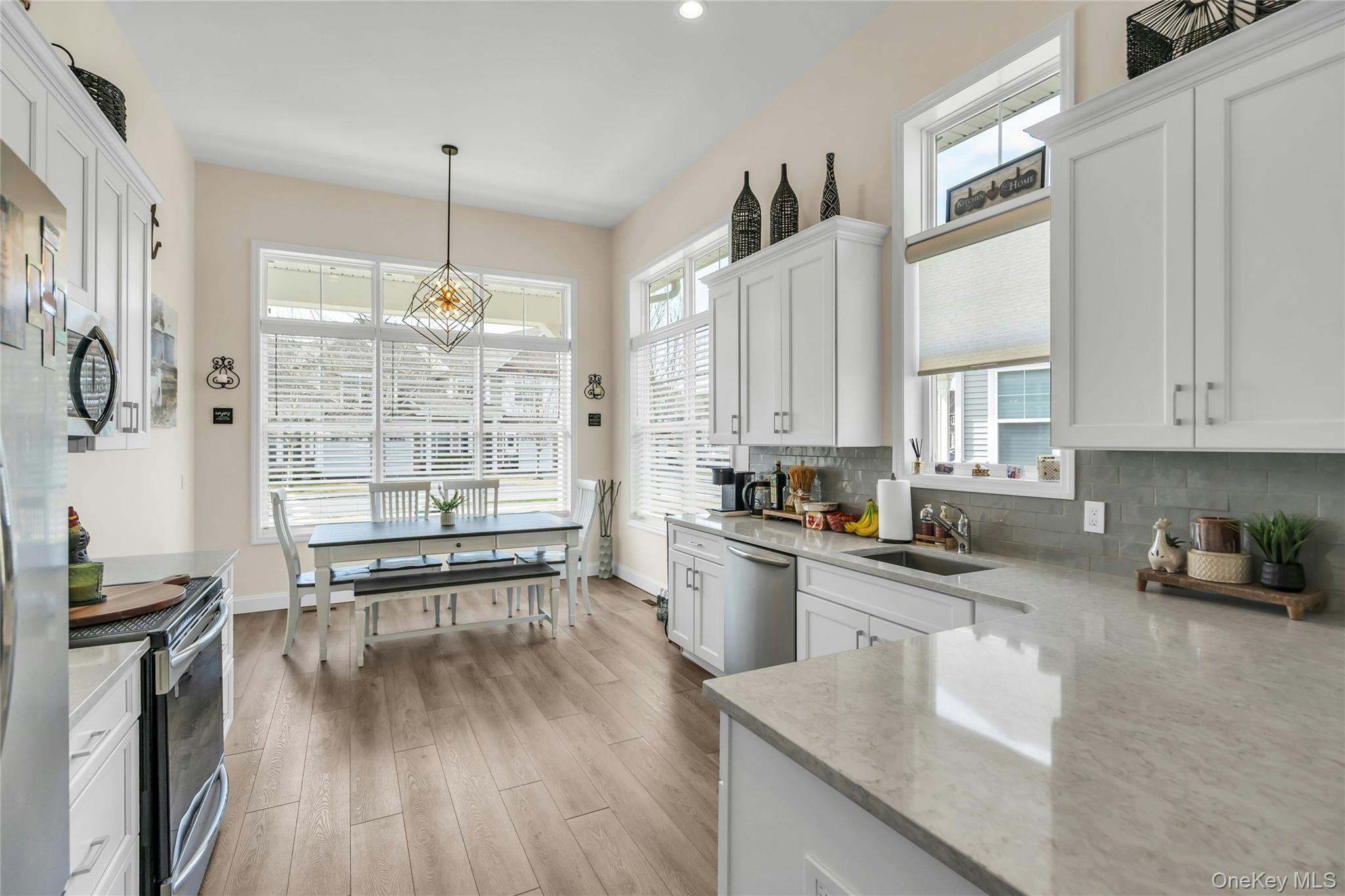 Condo Belmont  Suffolk County, NY 11980, MLS-977952-6