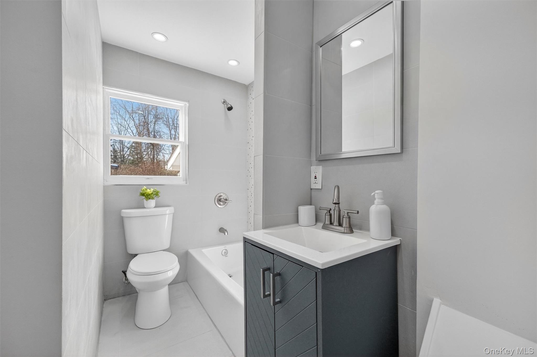 Single Family Franklin  Dutchess County, NY 12538, MLS-977967-22