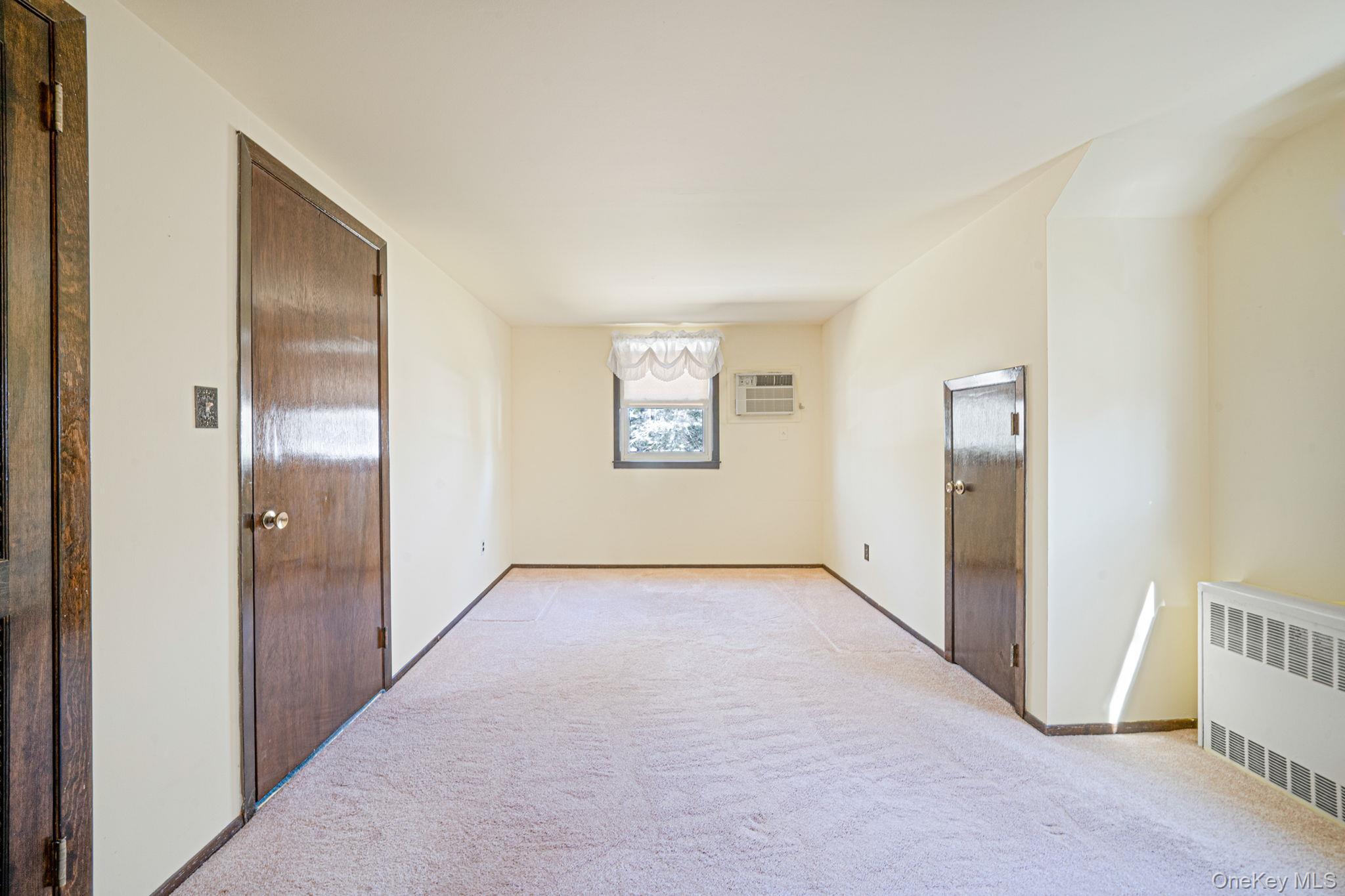 Single Family Horton  Suffolk County, NY 11746, MLS-977975-16