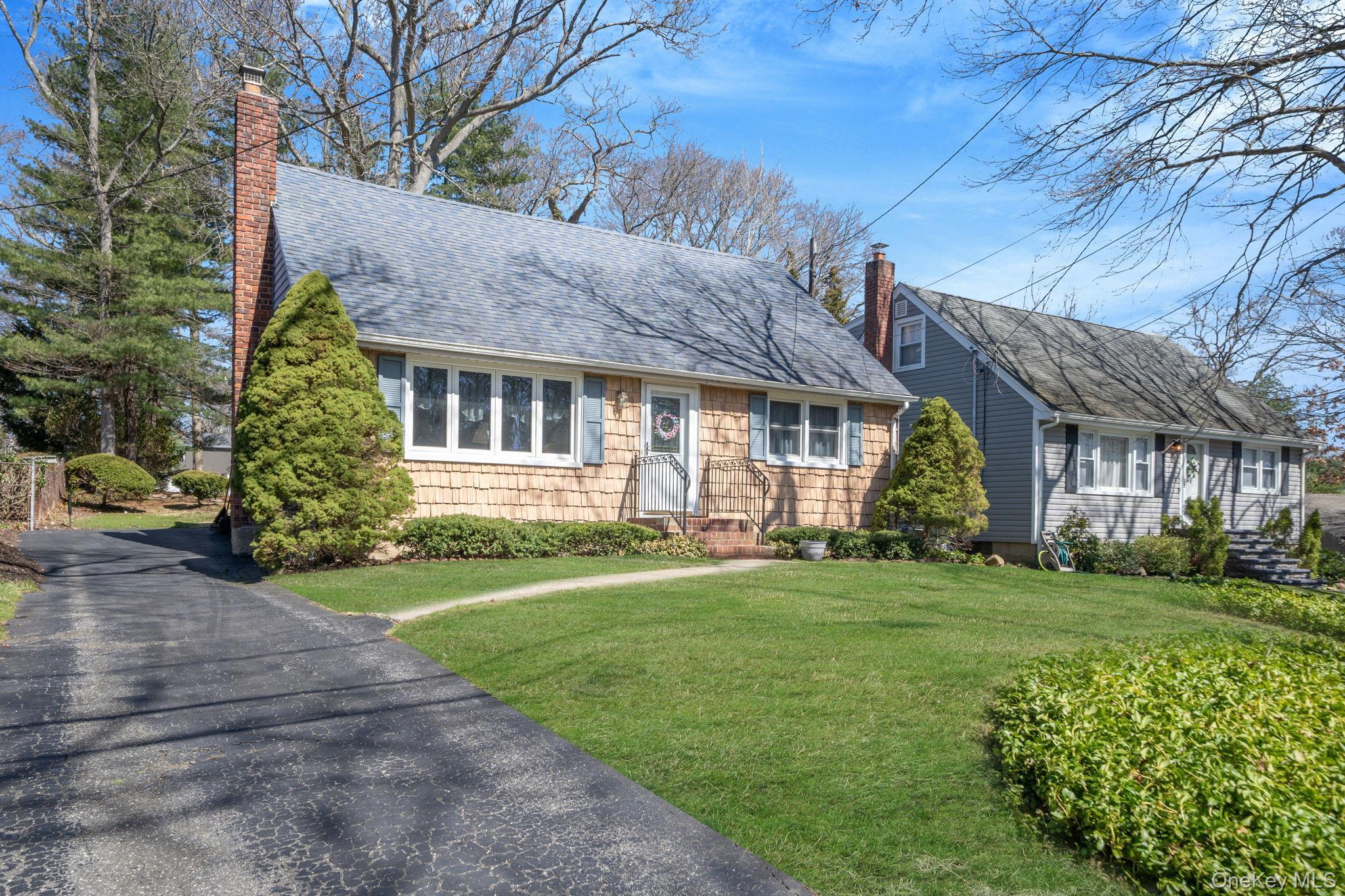 Single Family Horton  Suffolk County, NY 11746, MLS-977975-2