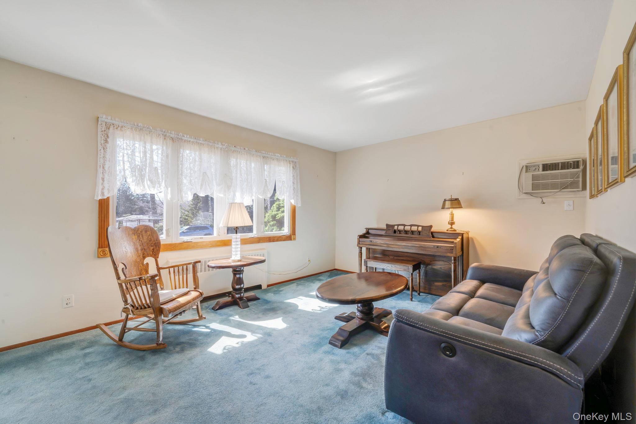 Single Family Horton  Suffolk County, NY 11746, MLS-977975-5