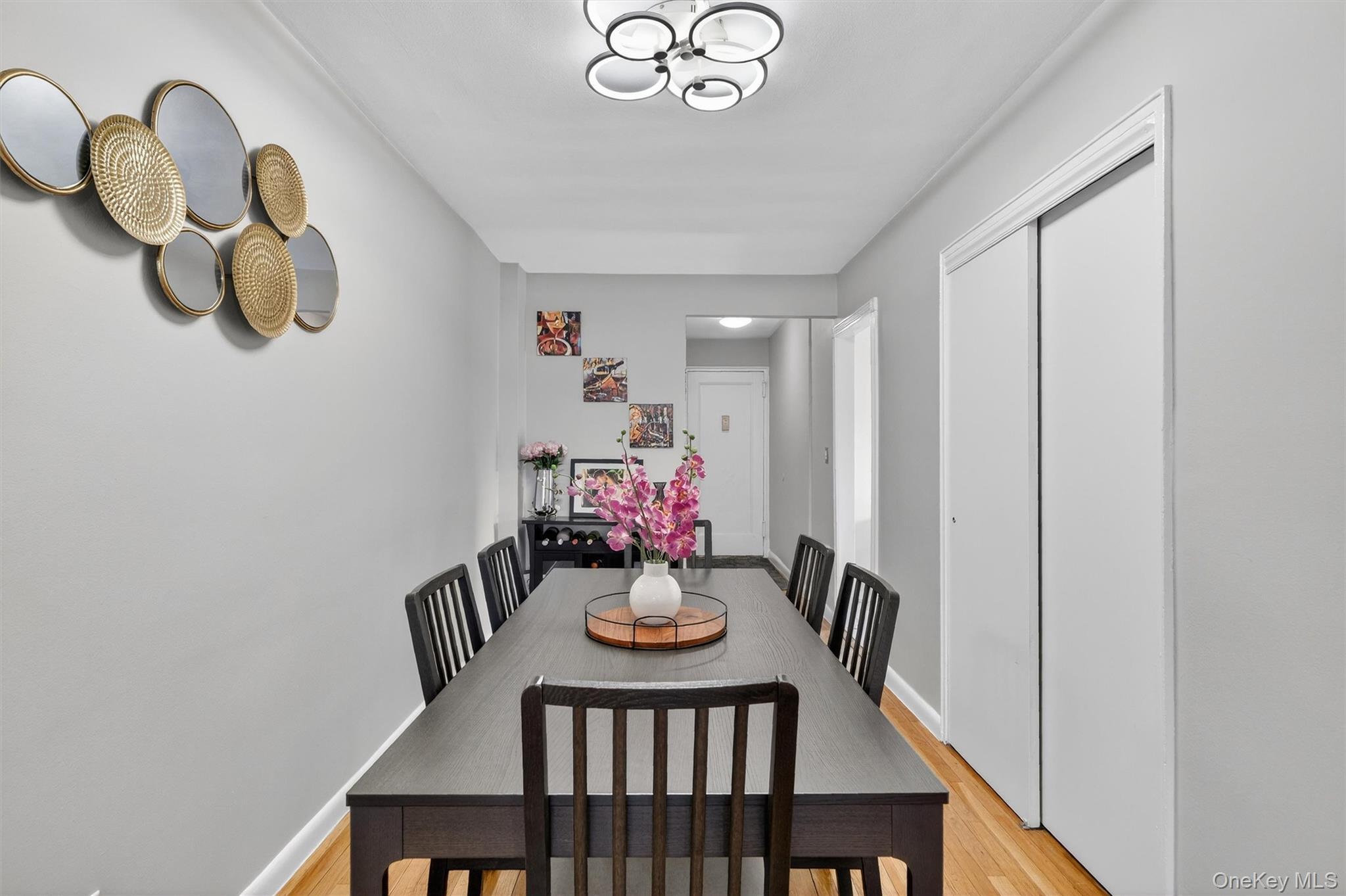 Coop Windsor Westchester County, NY 10601, MLS-977982-16