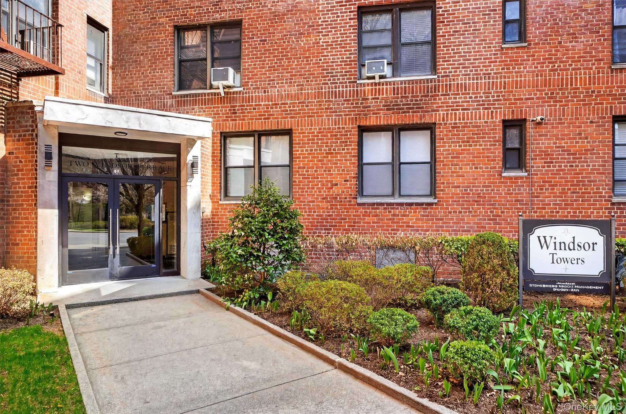 Coop Windsor Westchester County, NY 10601, MLS-977982-4