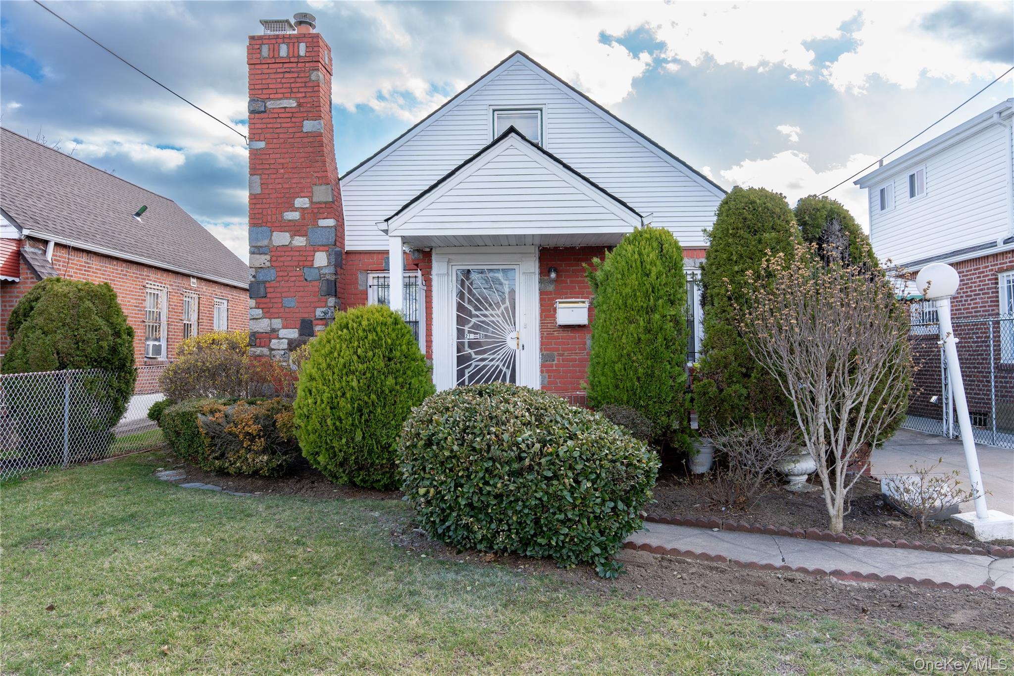 Single Family 118th  Queens, NY 11411, MLS-977983-2
