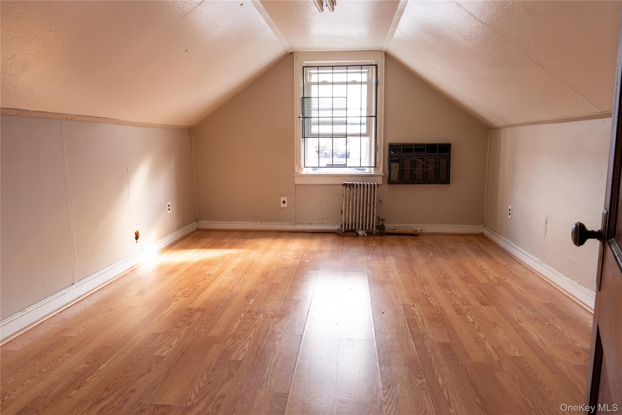 Single Family 118th  Queens, NY 11411, MLS-977983-9
