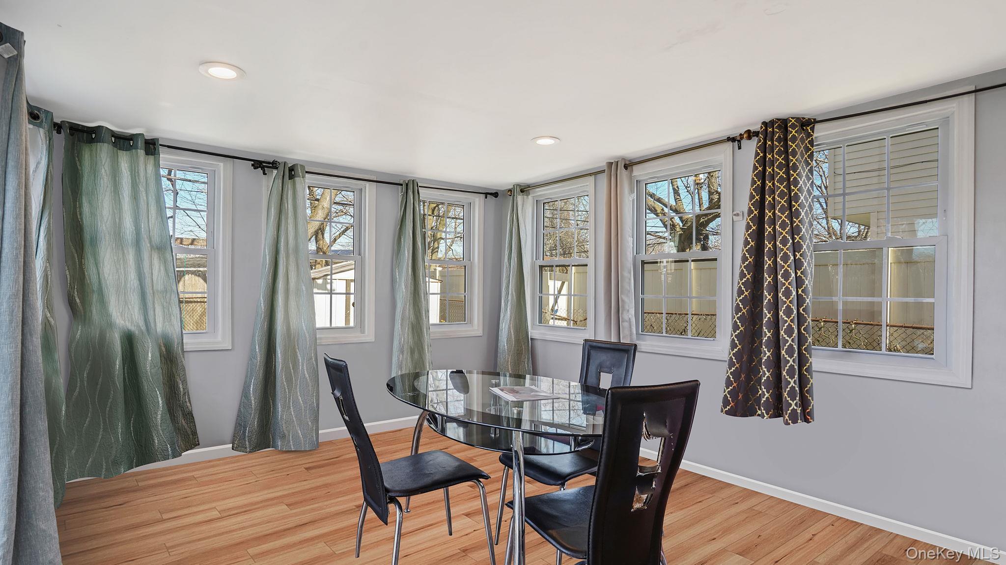 Single Family Somerset  Suffolk County, NY 11701, MLS-977990-18