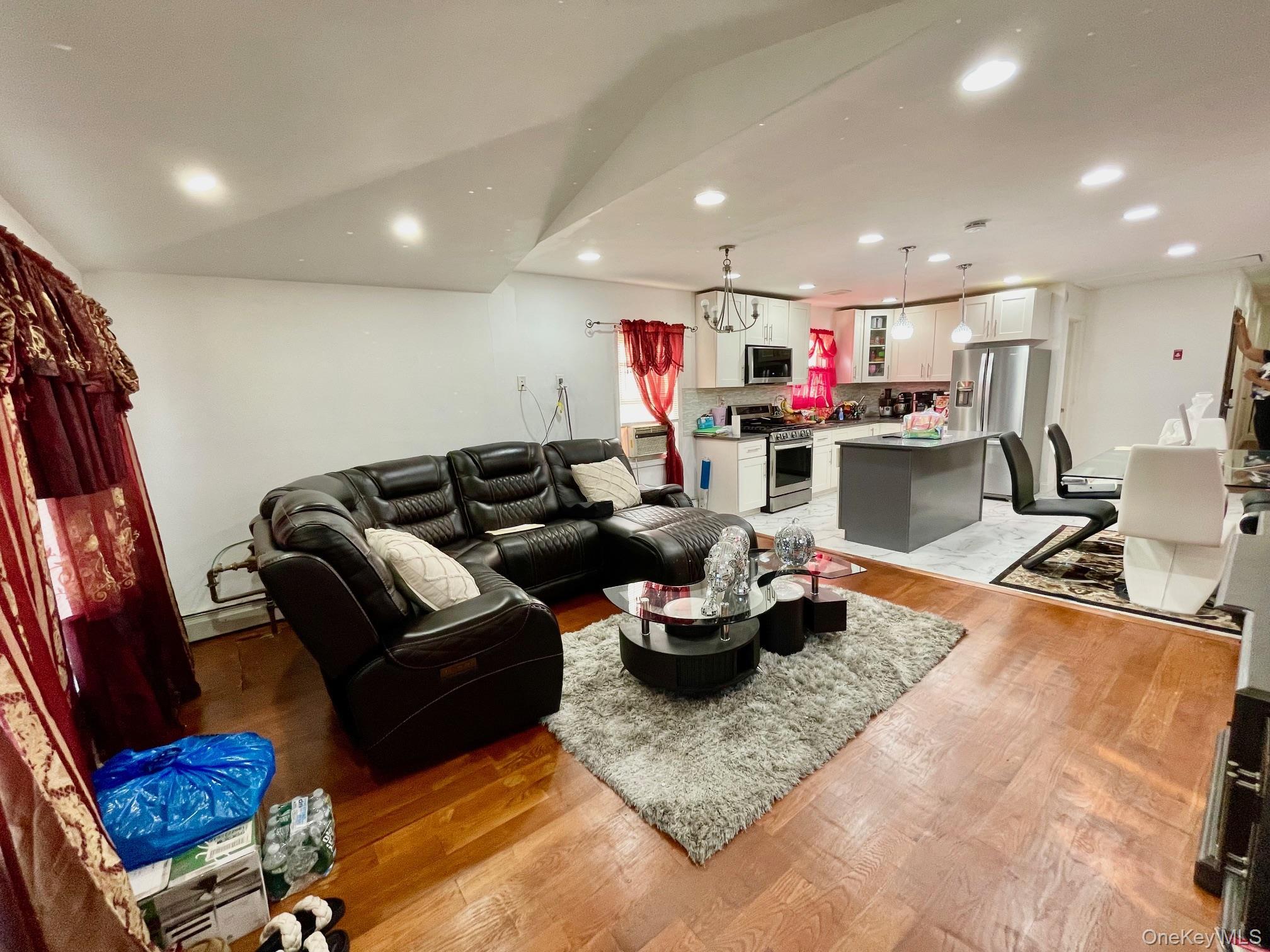 Single Family Rau  Queens, NY 11414, MLS-977998-10