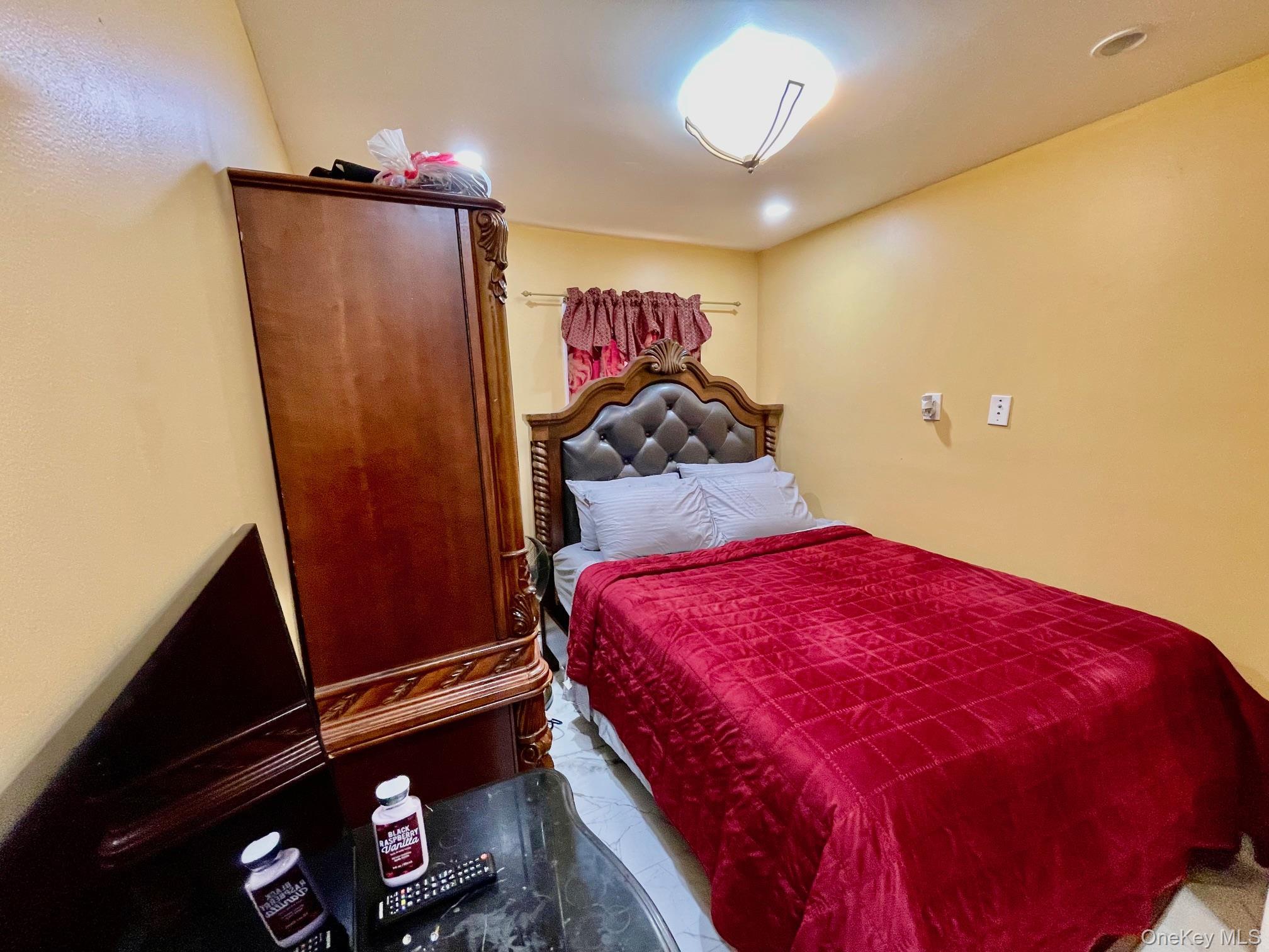 Single Family Rau  Queens, NY 11414, MLS-977998-5