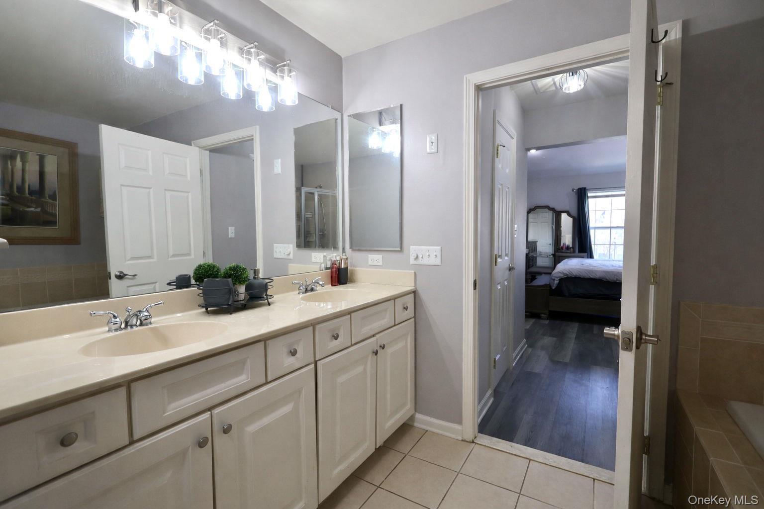 Condo Webster  Orange County, NY 10950, MLS-978014-32