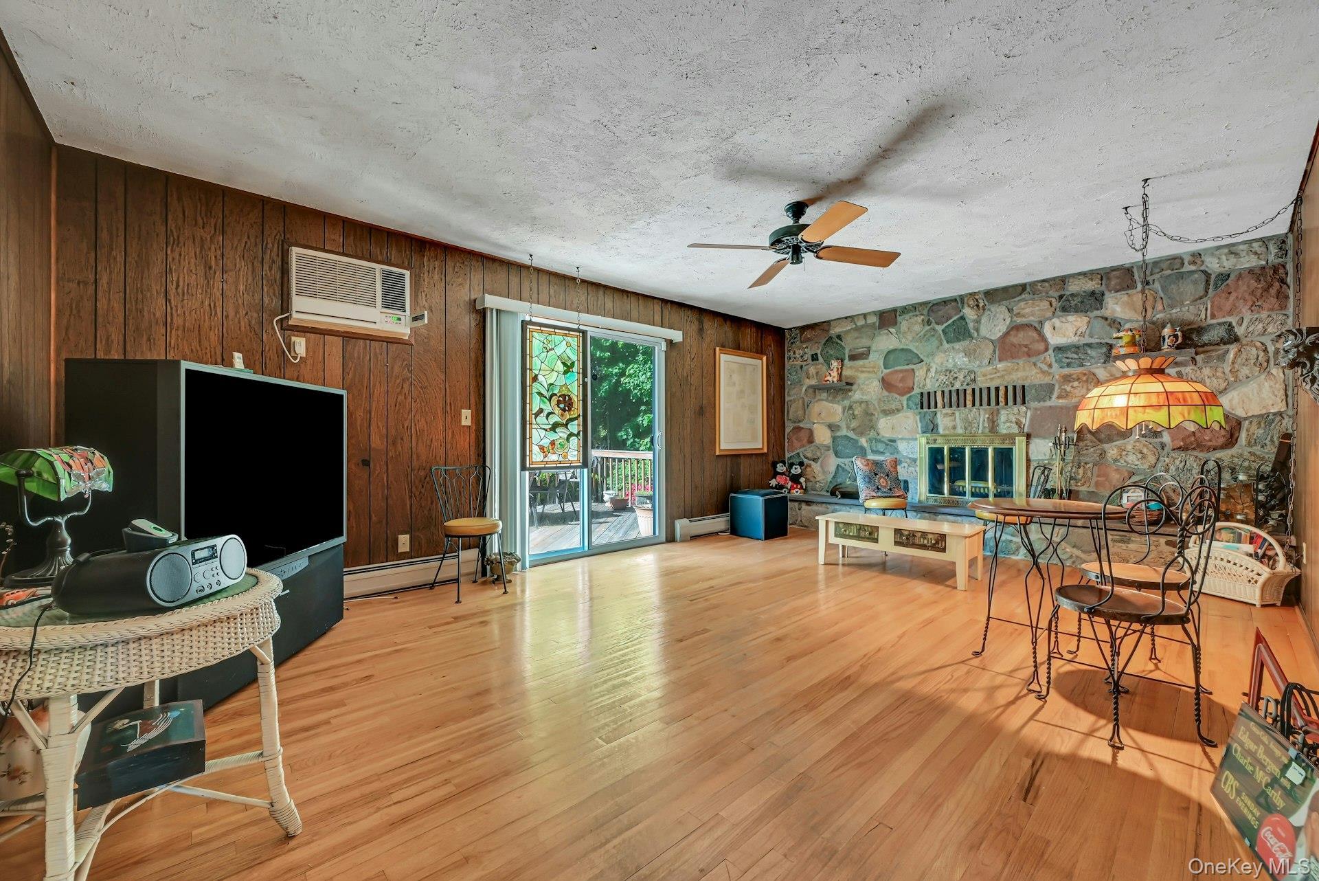 Single Family Catawba  Rockland County, NY 10994, MLS-978021-13