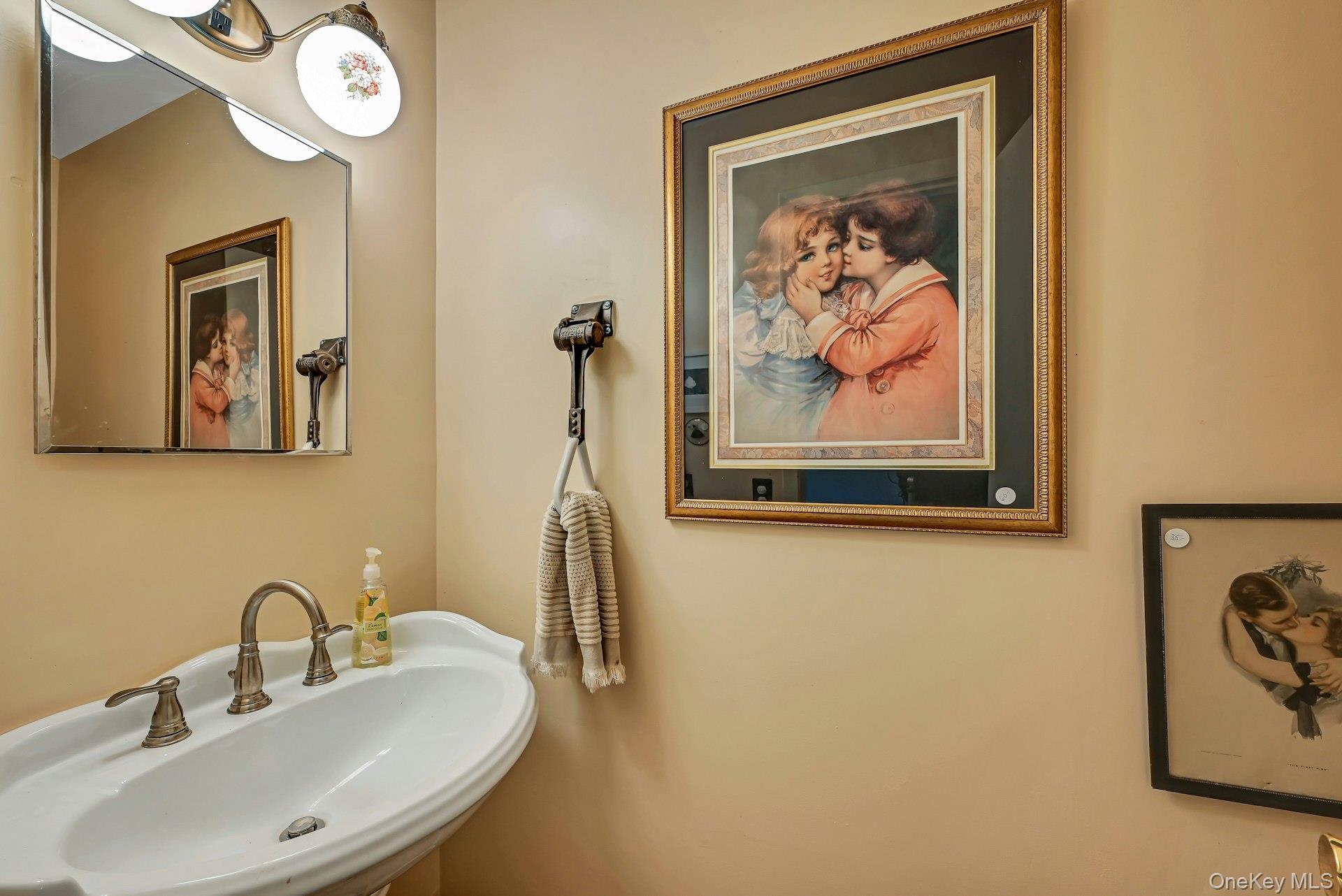 Single Family Catawba  Rockland County, NY 10994, MLS-978021-16