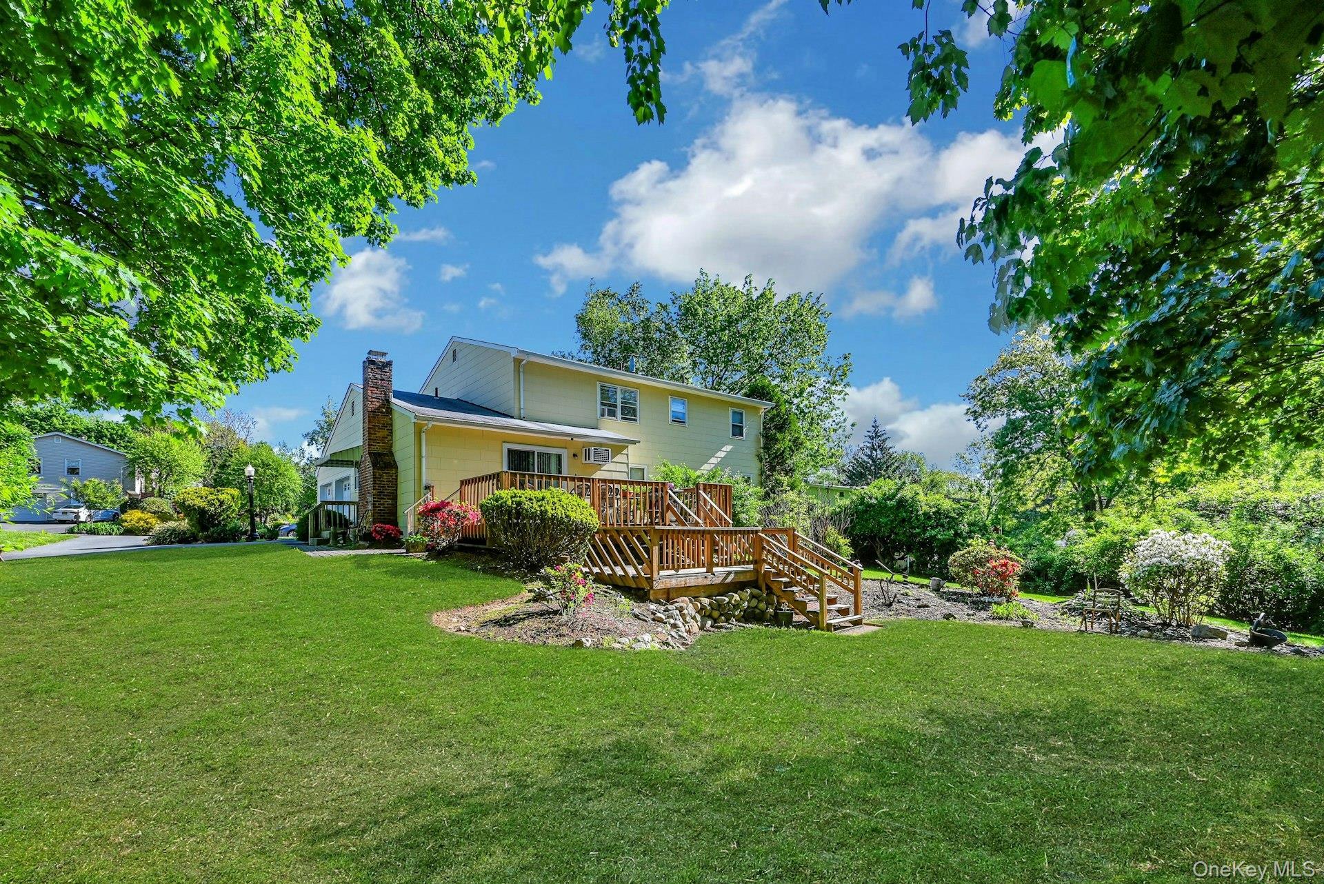 Single Family Catawba  Rockland County, NY 10994, MLS-978021-28