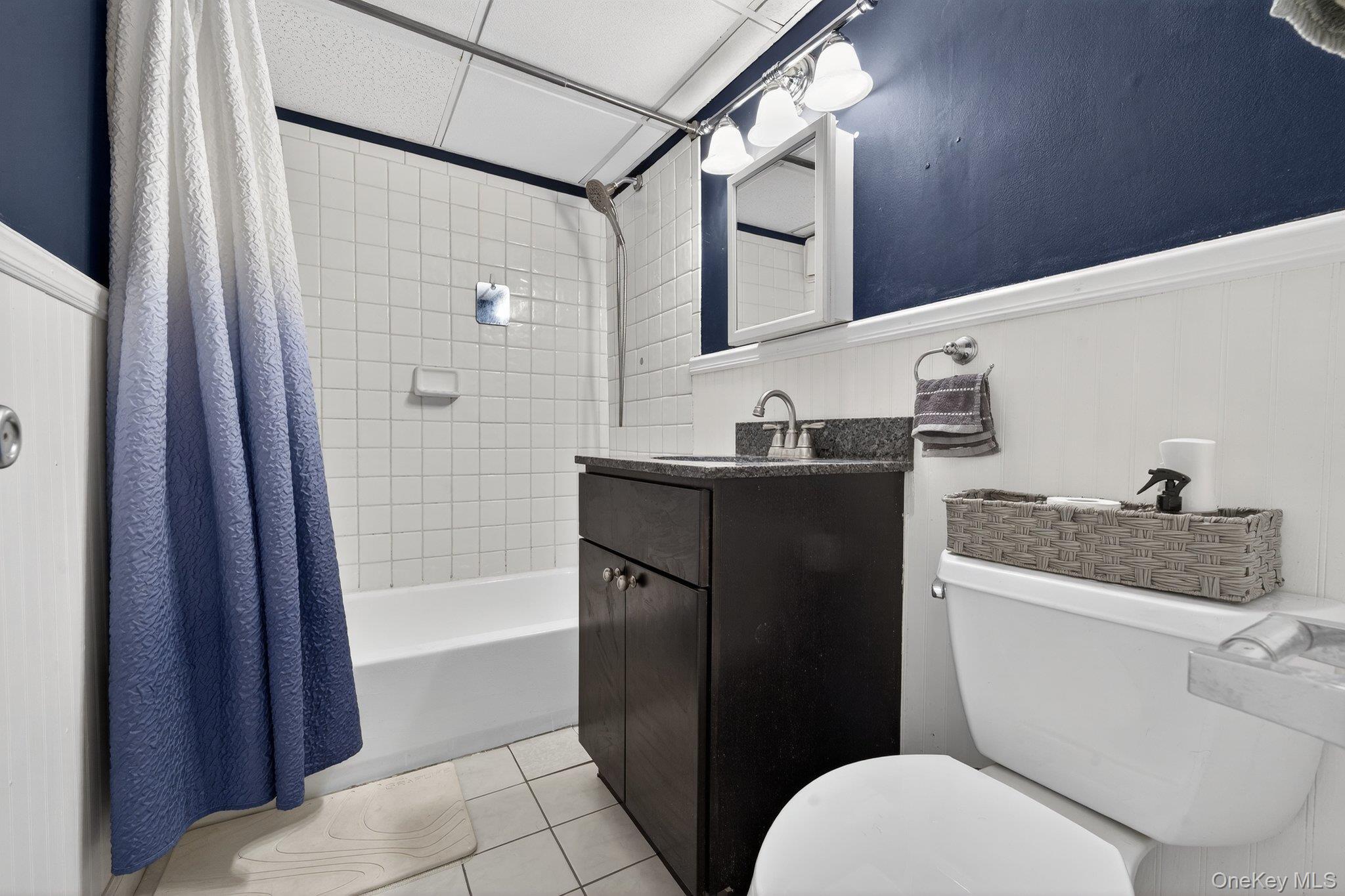 Coop Clinton  Nassau County, NY 11501, MLS-978037-19