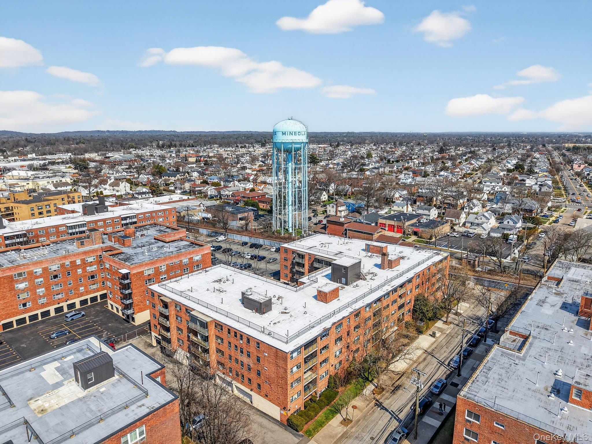 Coop Clinton  Nassau County, NY 11501, MLS-978037-27