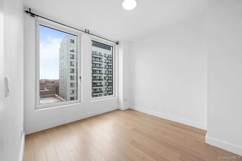 Condo Maple  Queens, NY 11355, MLS-978042-17