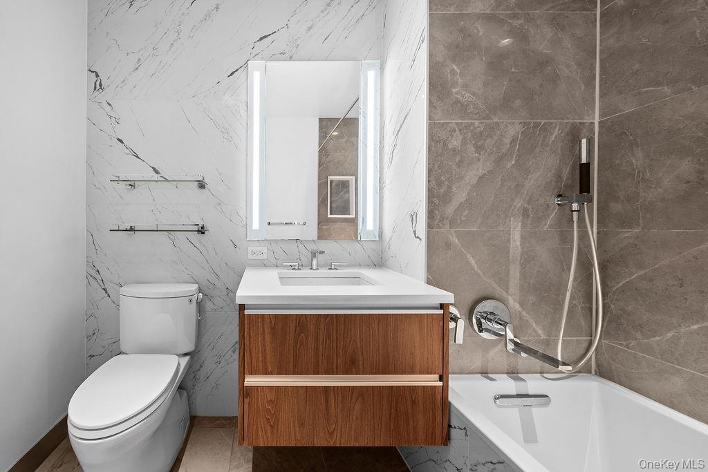 Condo Maple  Queens, NY 11355, MLS-978042-20