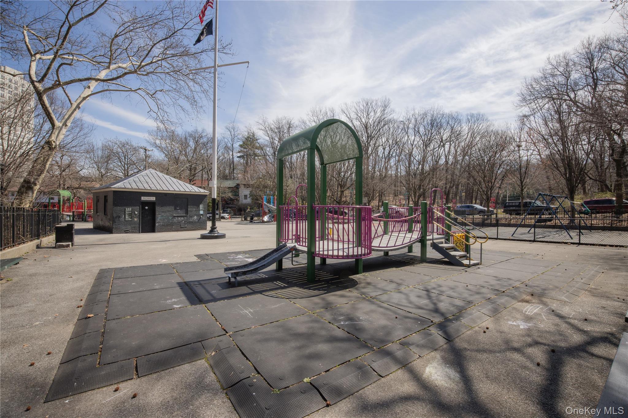 Single Family Mosholu  Bronx, NY 10471, MLS-978045-24
