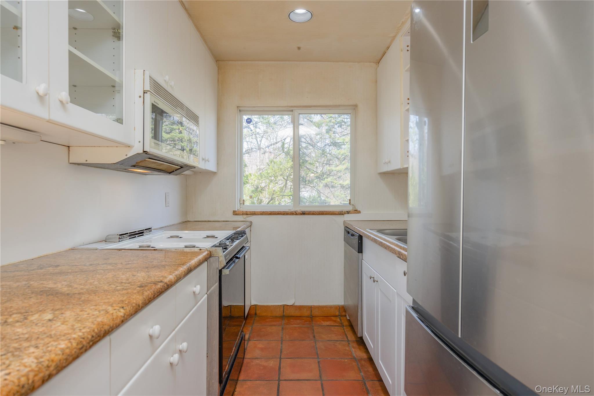 Single Family Mosholu  Bronx, NY 10471, MLS-978045-6