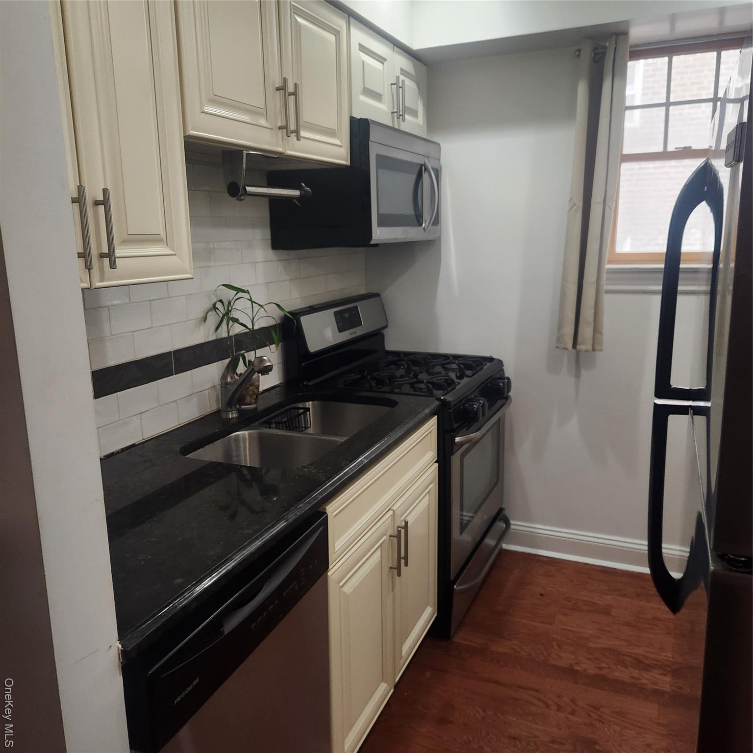 Condo 120th  Queens, NY 11415, MLS-978050-4