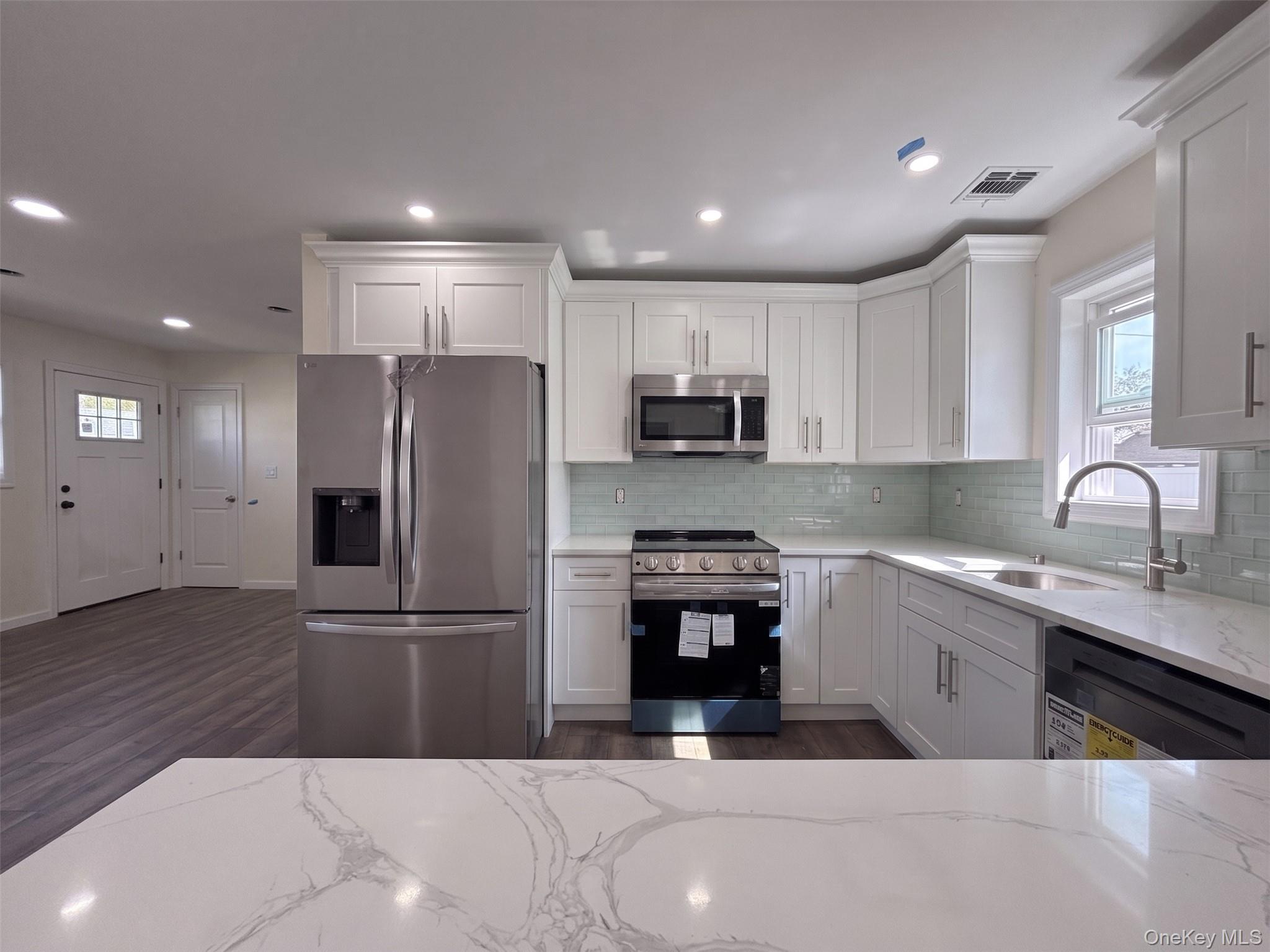 Single Family Great Neck Road  Suffolk County, NY 11701, MLS-978057-4
