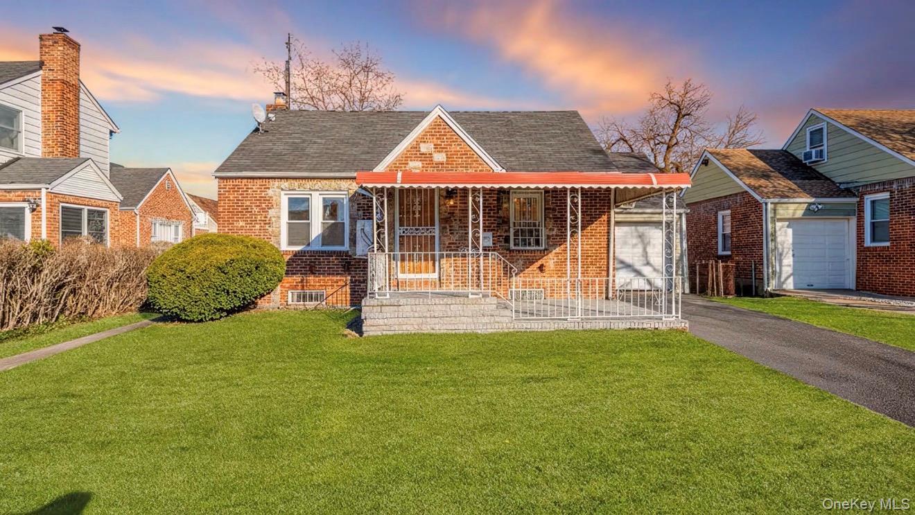 Single Family 218th  Queens, NY 11411, MLS-978061-2