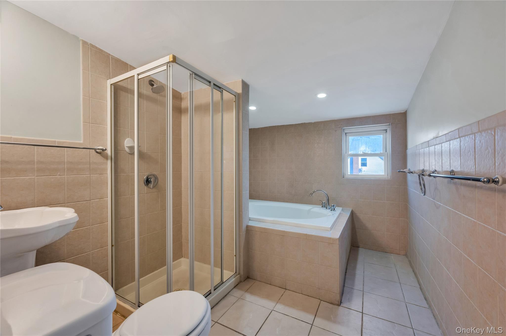Single Family 218th  Queens, NY 11411, MLS-978061-26