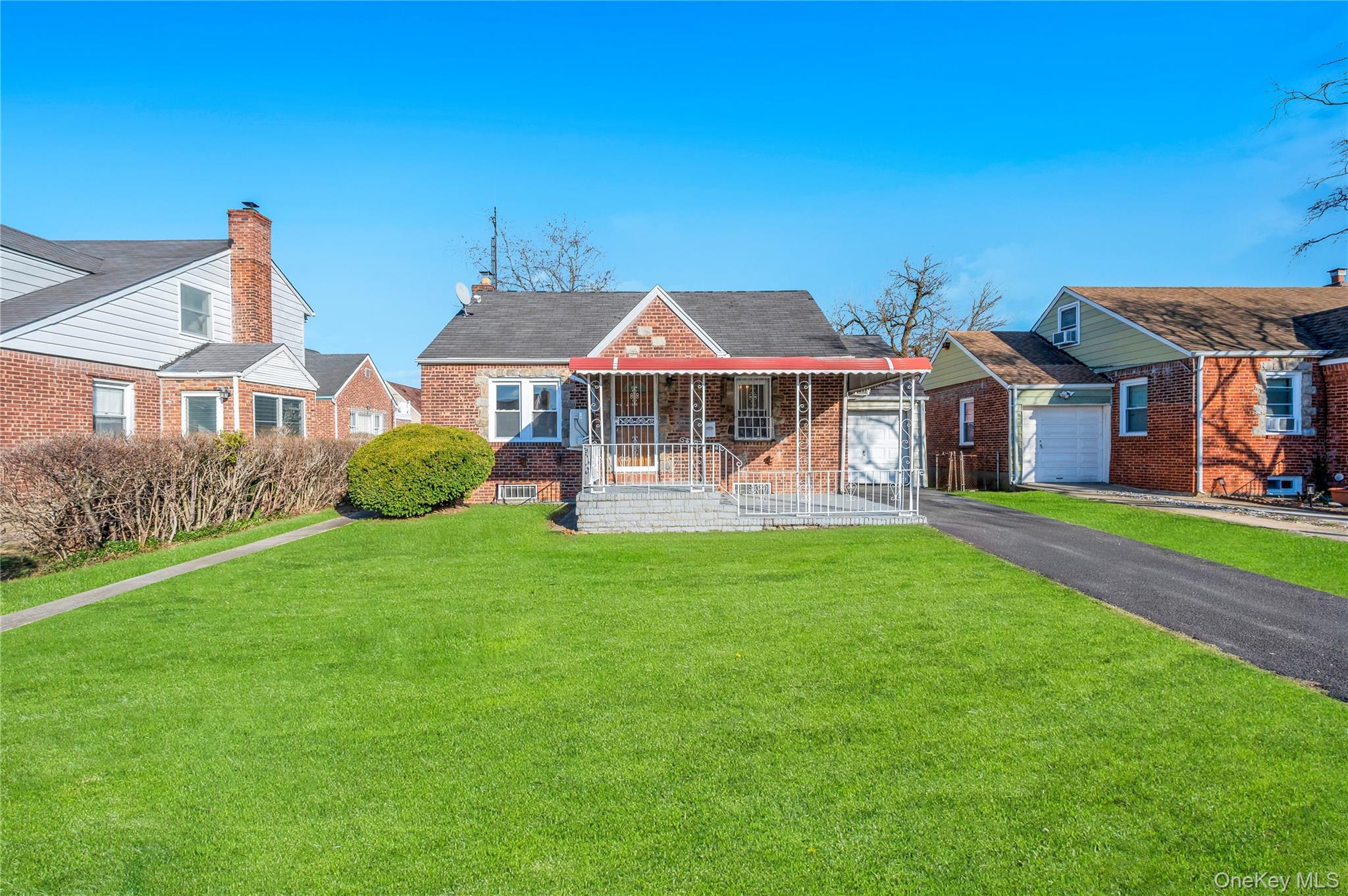 Single Family 218th  Queens, NY 11411, MLS-978061-4
