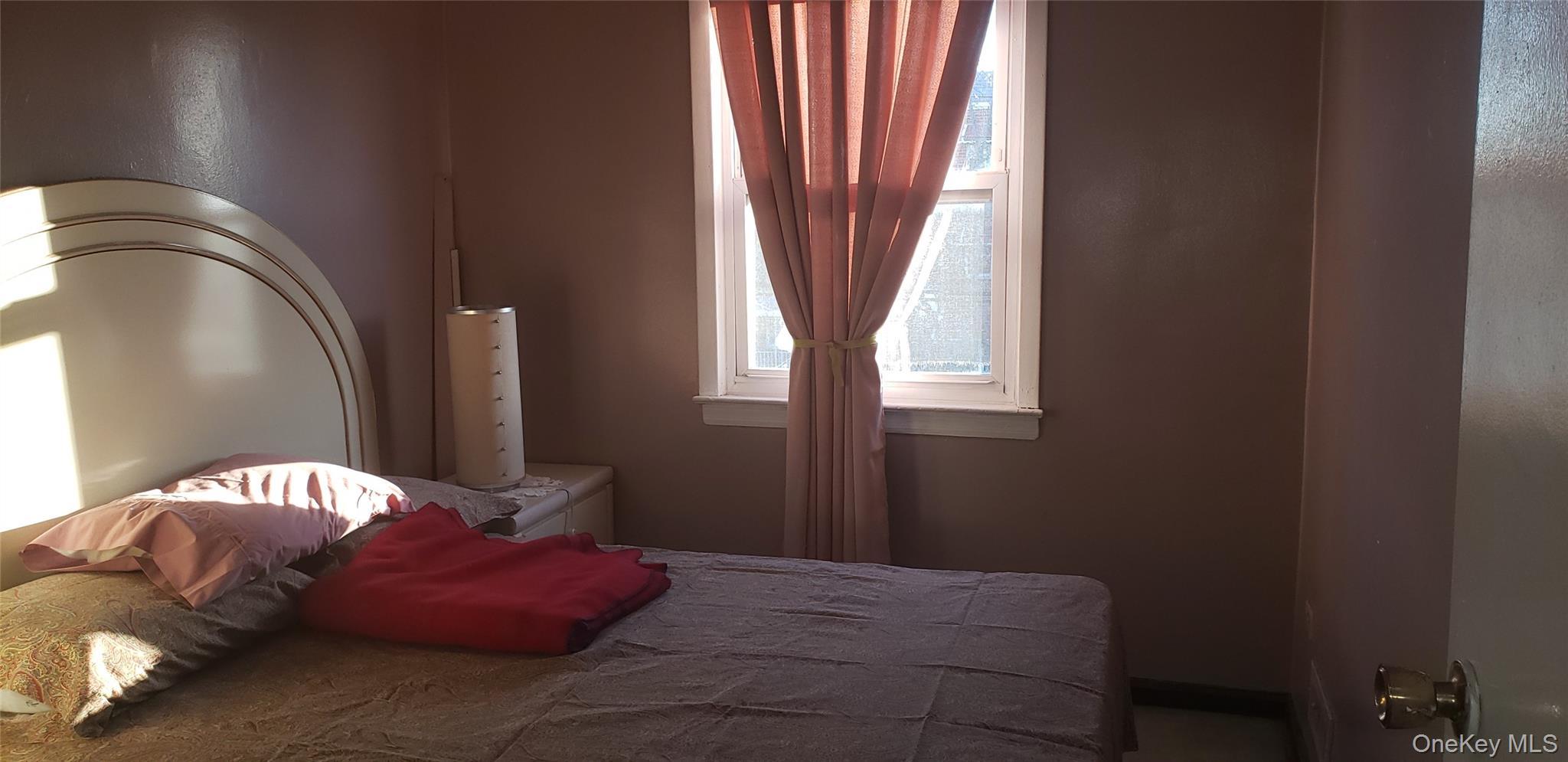 Single Family Swinton  Bronx, NY 10465, MLS-978068-16